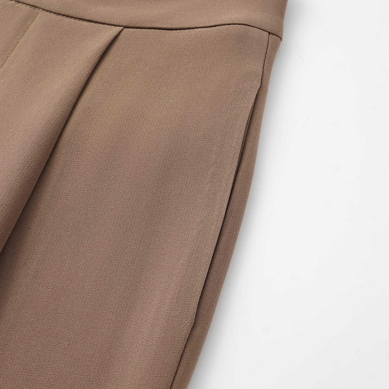 “Easy-go Chic” 肌理醋酸立體剪裁寬褲—Mocca