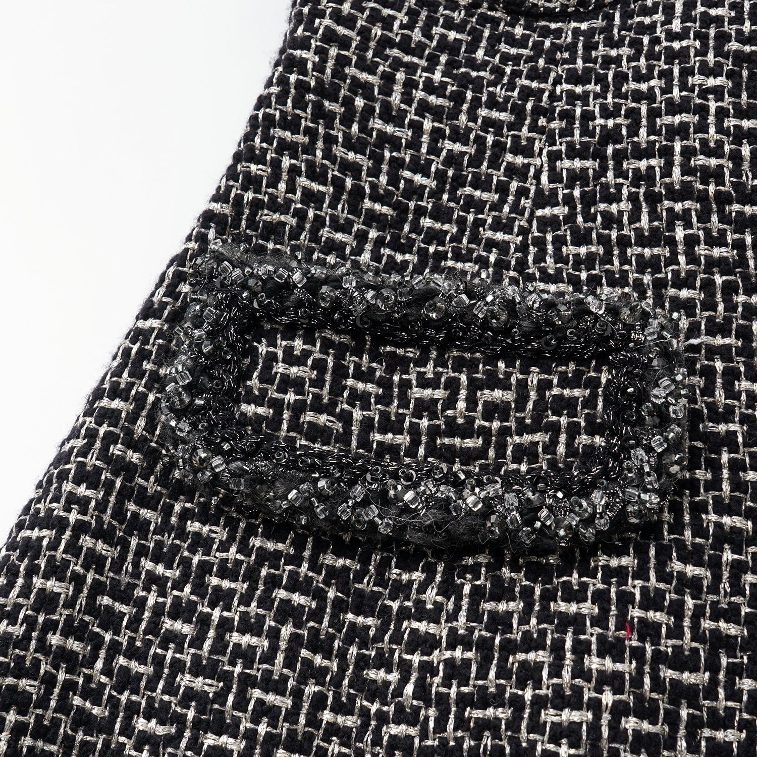 "Chelsea Citywalk." 羊毛真絲立體築理銀織花呢修身馬甲背心洋裝—Woolf Noir吳爾芙之影