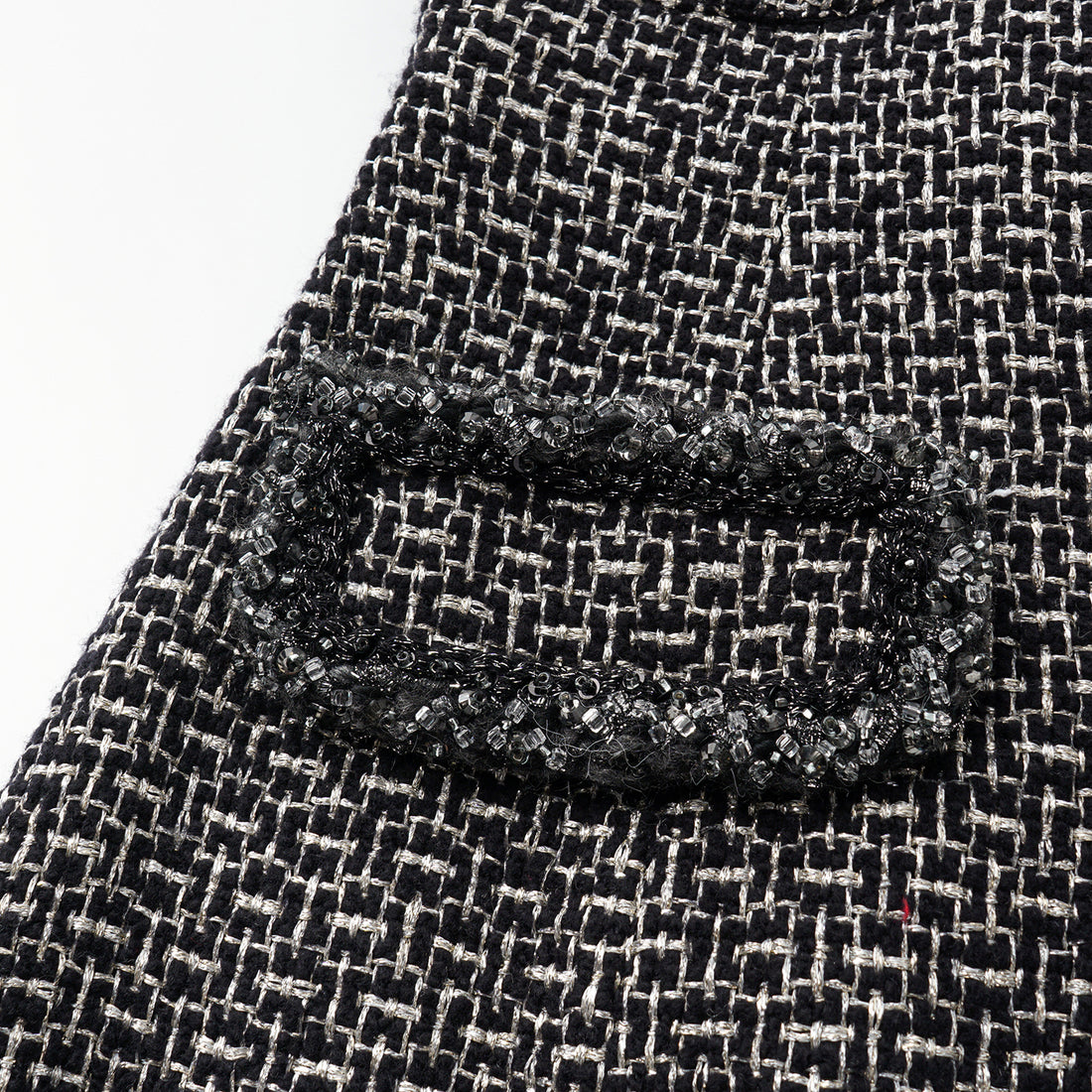 "Chelsea Citywalk." 羊毛真絲立體築理銀織花呢修身馬甲背心洋裝—Woolf Noir吳爾芙之影