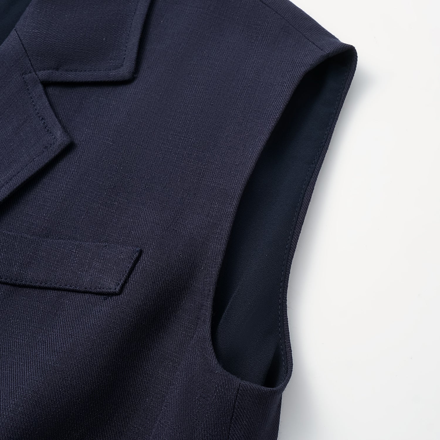 "Weekend at Monaco." 特殊絲竹肌理工藝醋酸背心—Ink