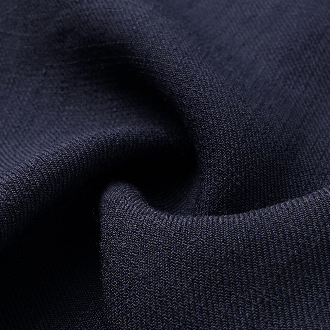 "Weekend at Monaco." 特殊絲竹肌理工藝醋酸背心—Ink