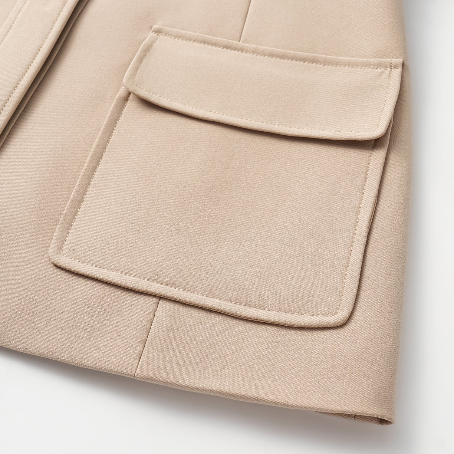 "Weekend at Monaco." 義大利肌理面料狩獵馬甲背心—Taupe