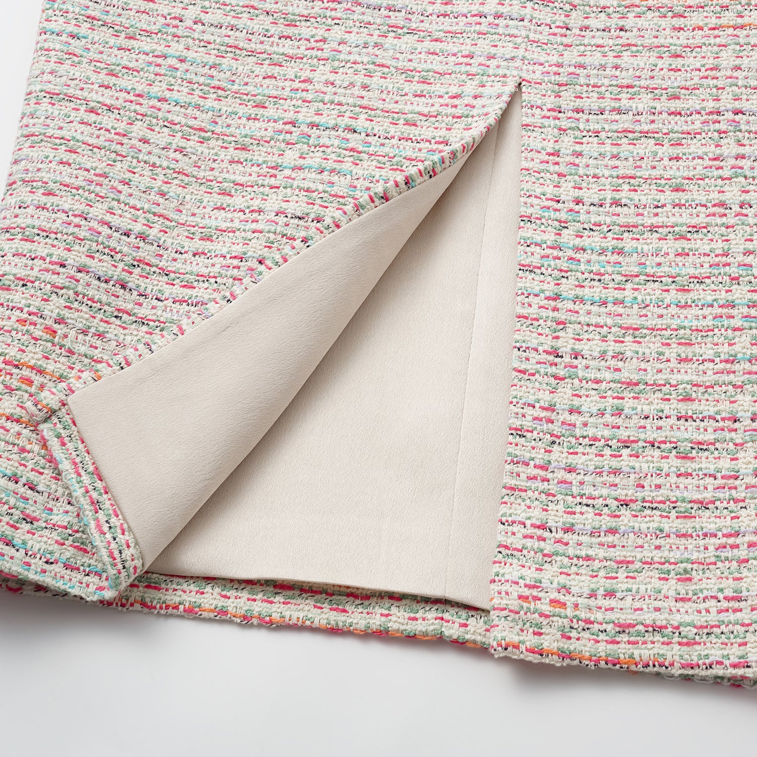 "Arcade of CherJoy Atelier."  法國夏日輕薄花呢立體剪裁修身桃心領洋裝—Tutti Frutti