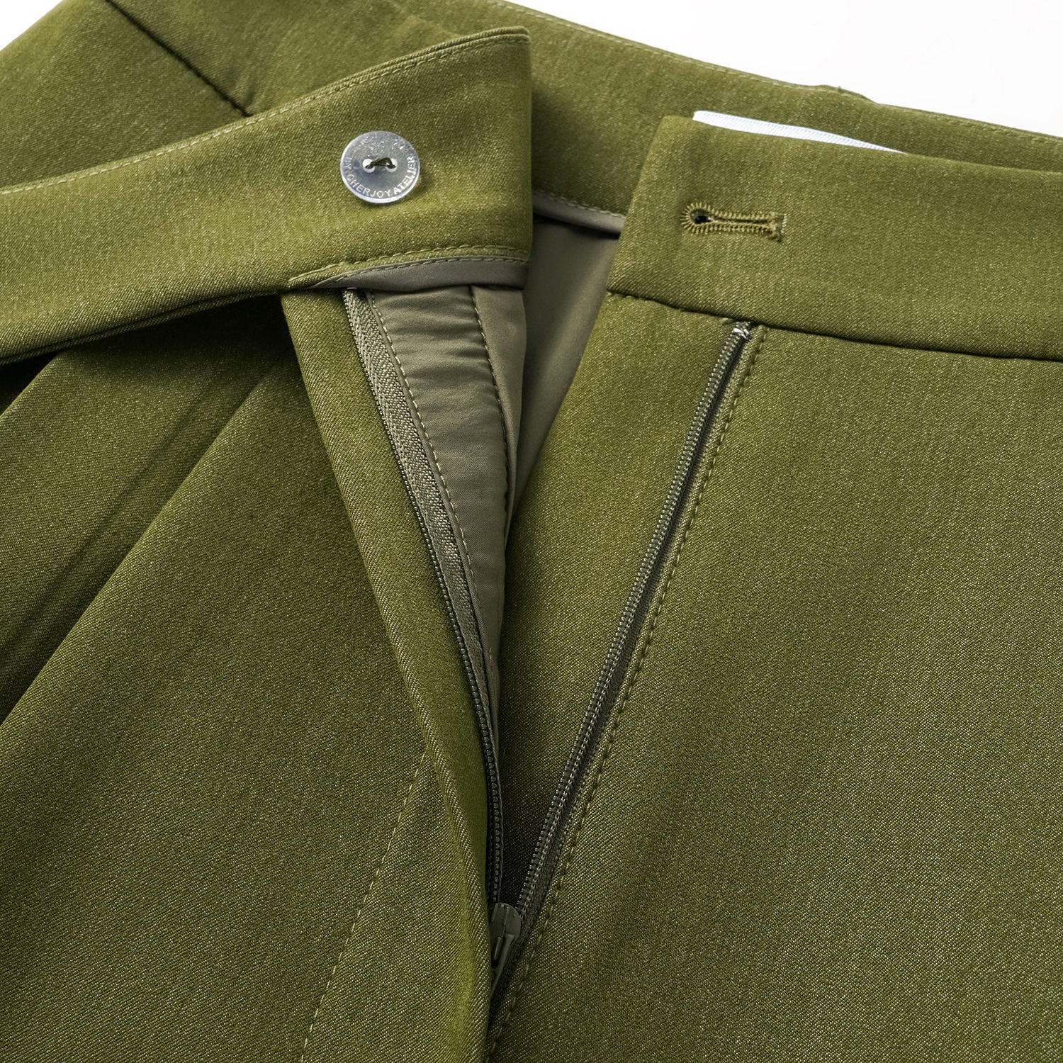 "Weekend at Monaco." 義大利肌理面料短褲—Pistachio