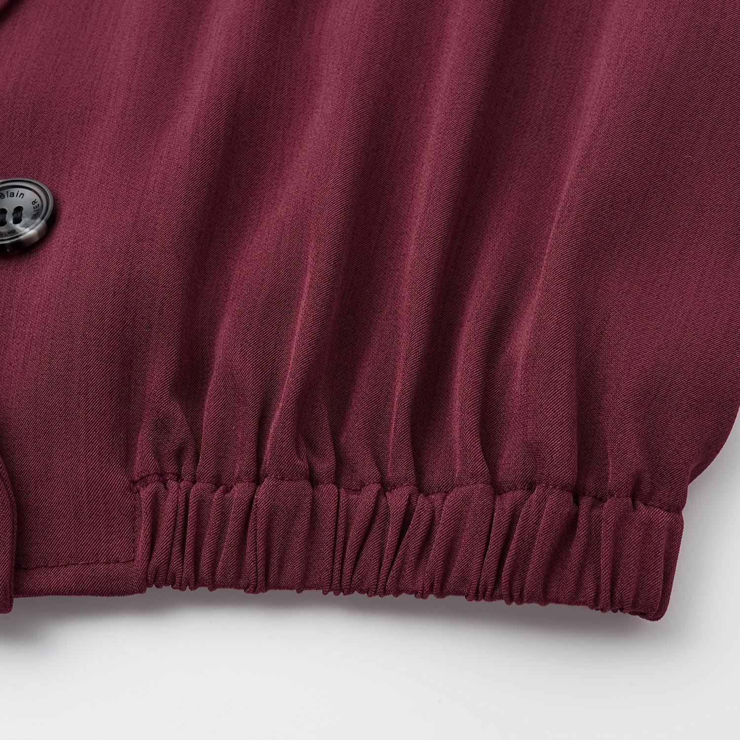 "Westminster weekdays." 義大利輕薄肌理彈性西裝背心—Mulberry Rouge花燃未央