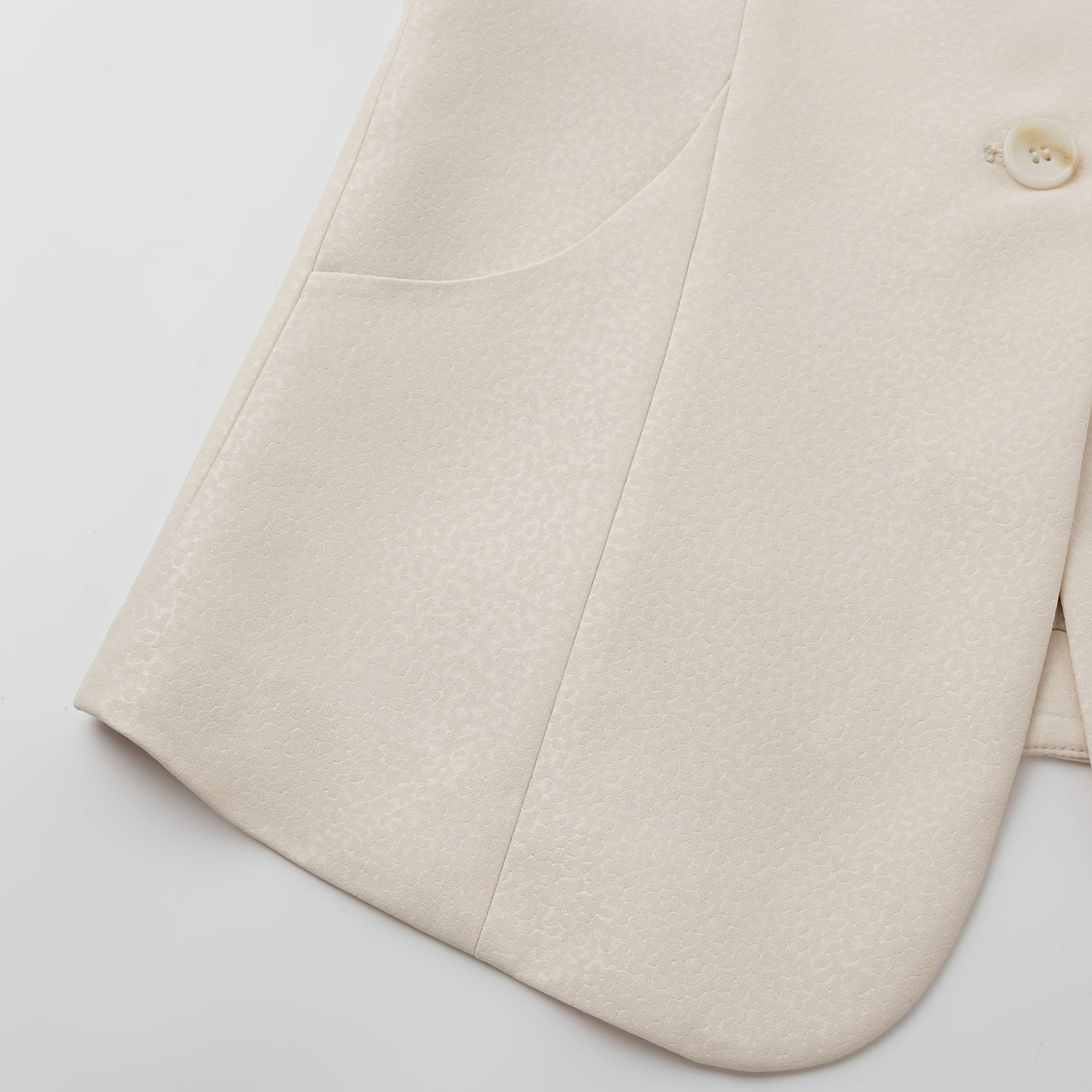 "Speak Sleek" 奢華特殊岩紋肌理西裝馬甲背心—Dune Mist隱沙