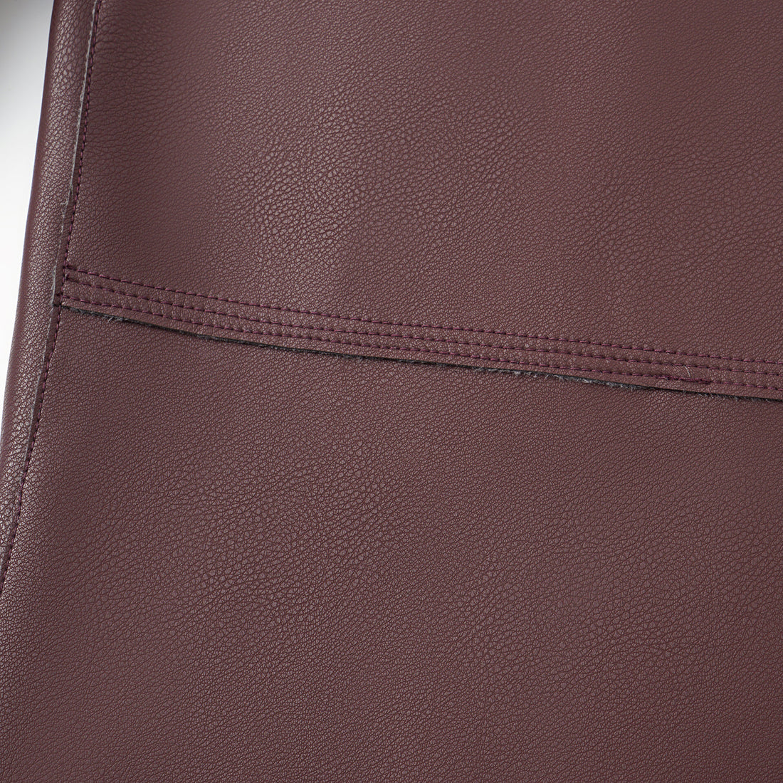 “Easy-go Chic” 純素皮精裁切皮工藝九分褲—Rum Raisin 微醺朗姆