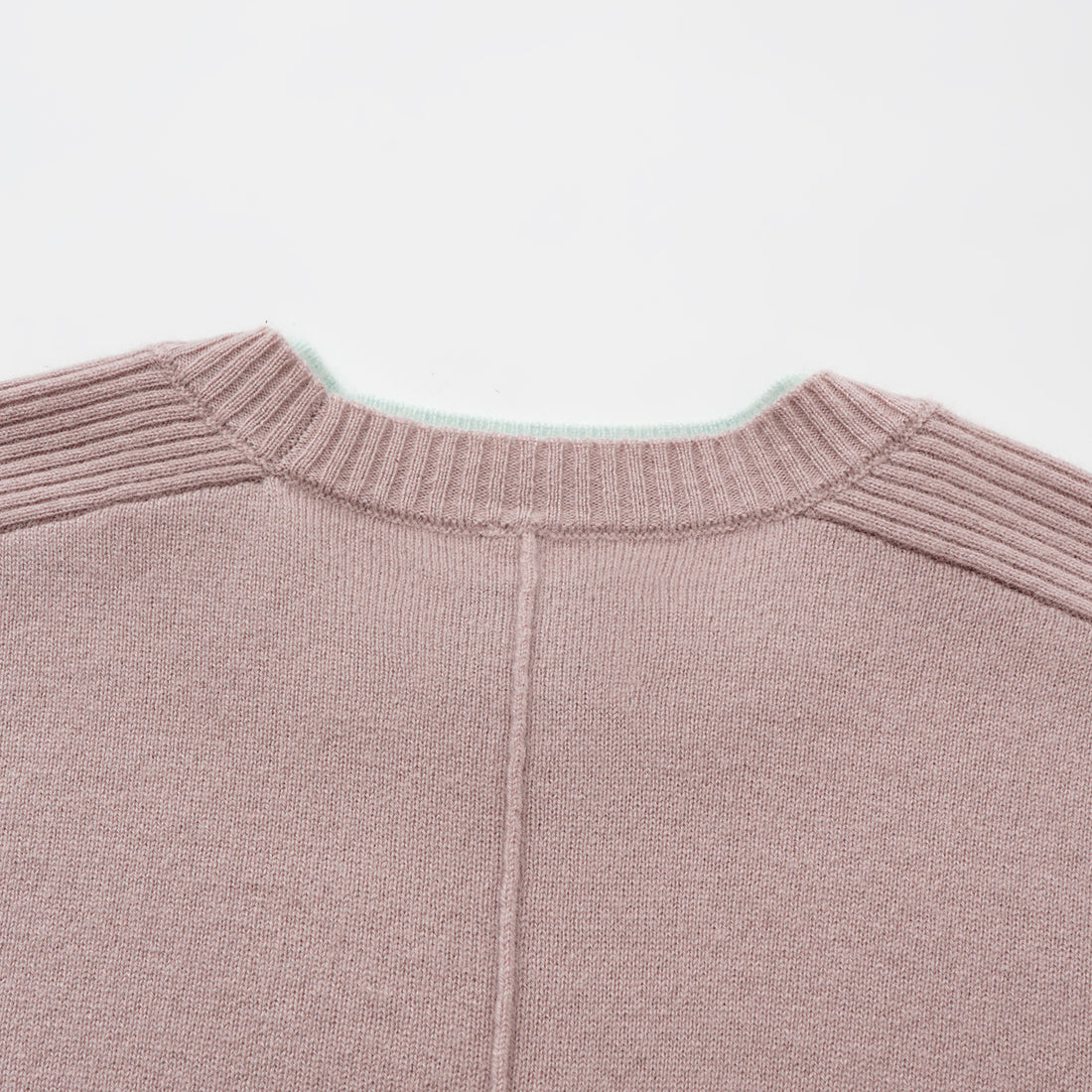 “Winter Diary” 100% Cashmere假兩件式羅紋拼接針織上衣—Blush Haze薄霧櫻粉