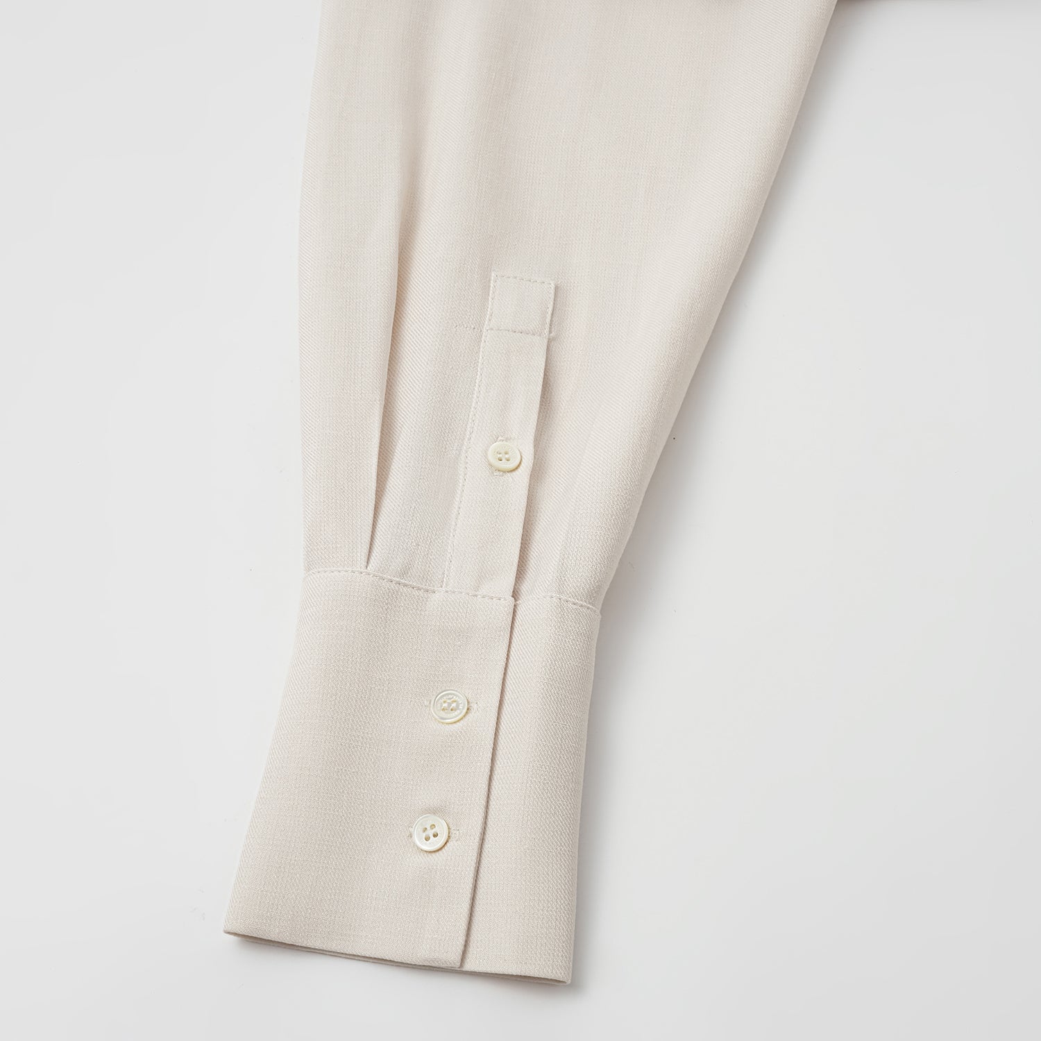 “知性時刻” 特殊絲竹肌理工藝醋酸襯衫—茶曦