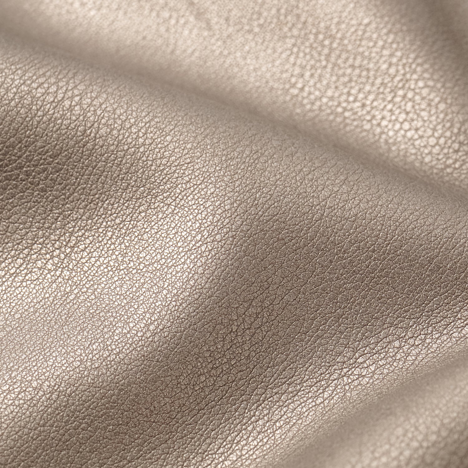 Easy-go Chic” 純素皮切皮工藝九分褲—夜幕金