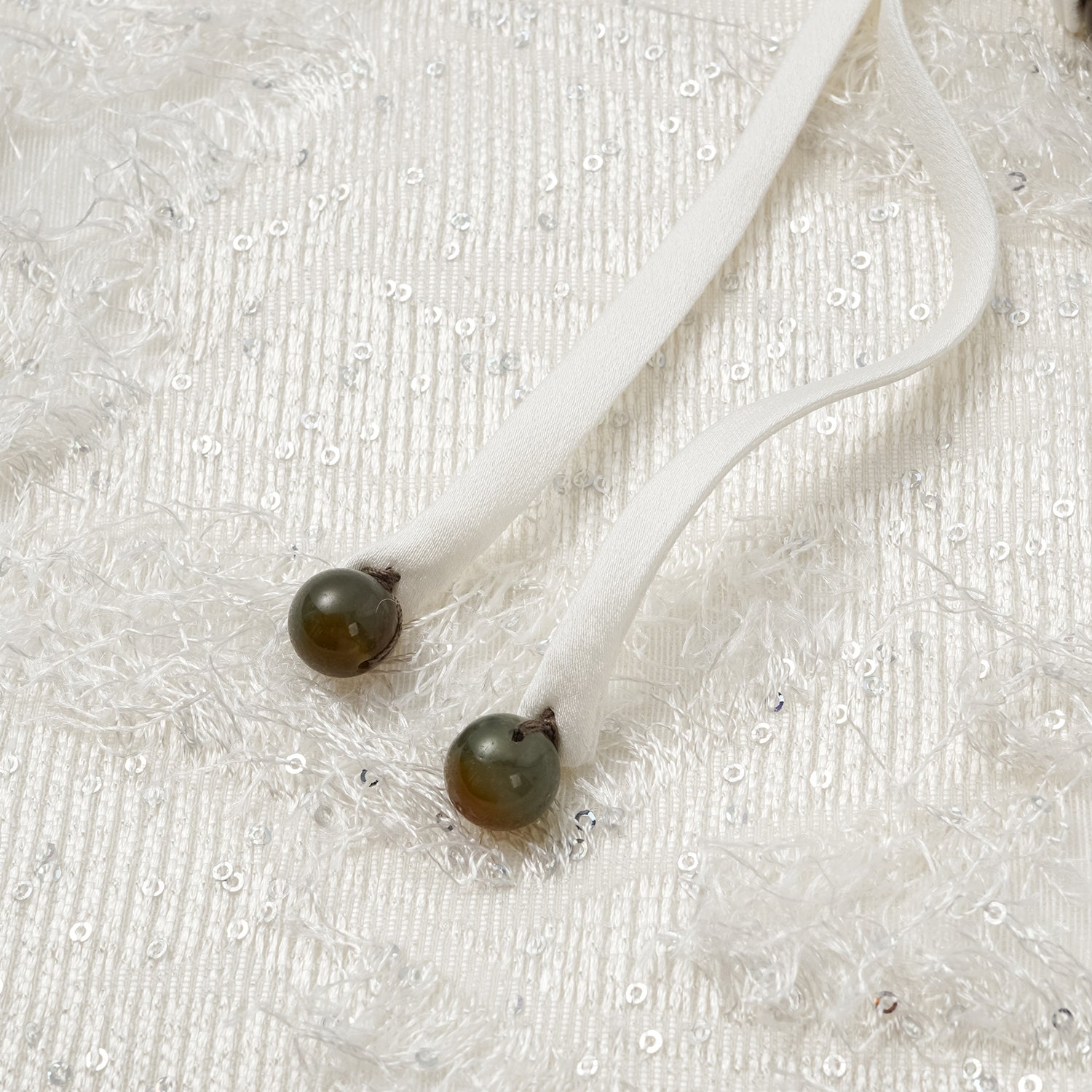 "Imperial Garden Teatime."義大利羽繡流蘇工藝輕國風背心—雲羽