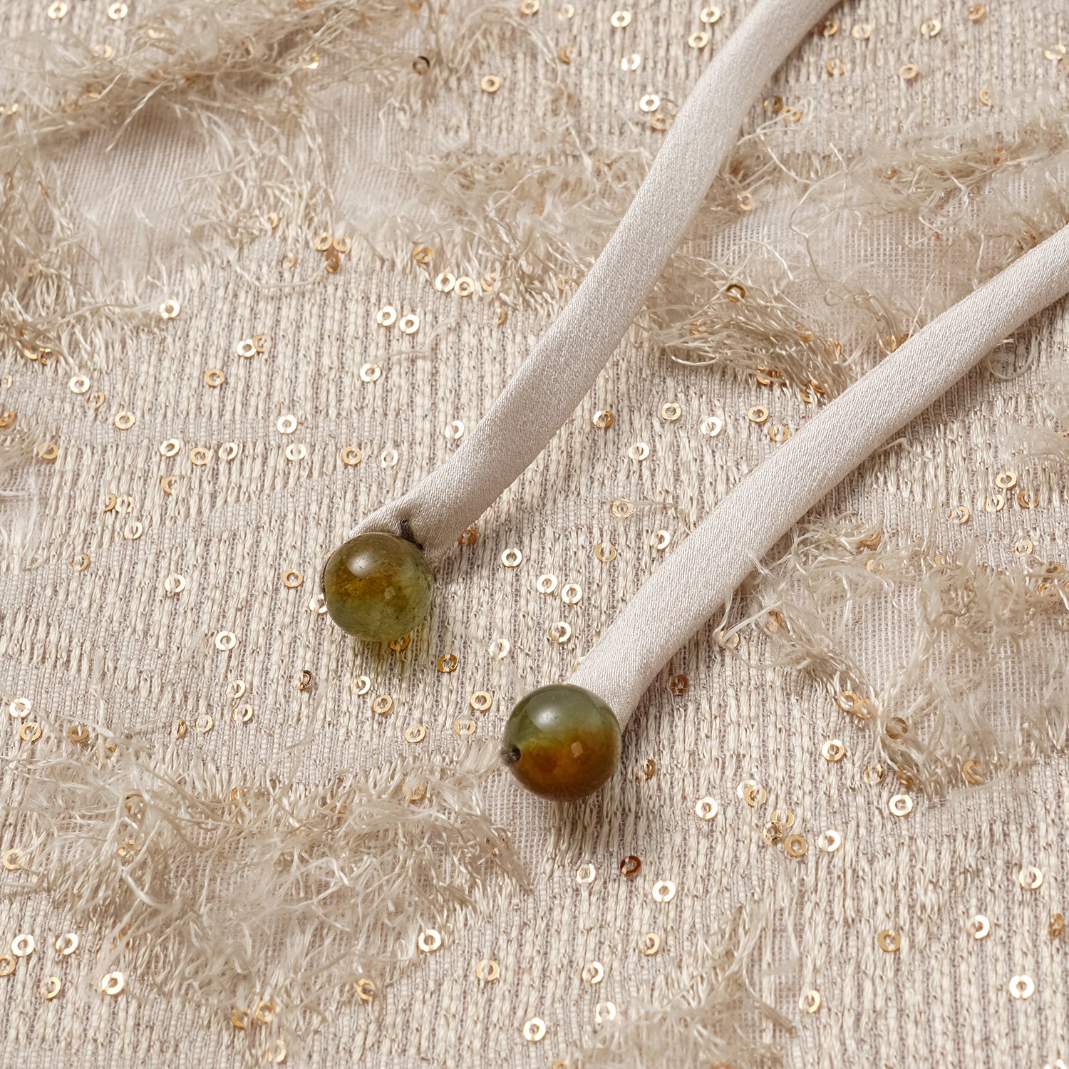 "Imperial Garden Teatime."義大利羽繡流蘇工藝輕國風背心—暮羽