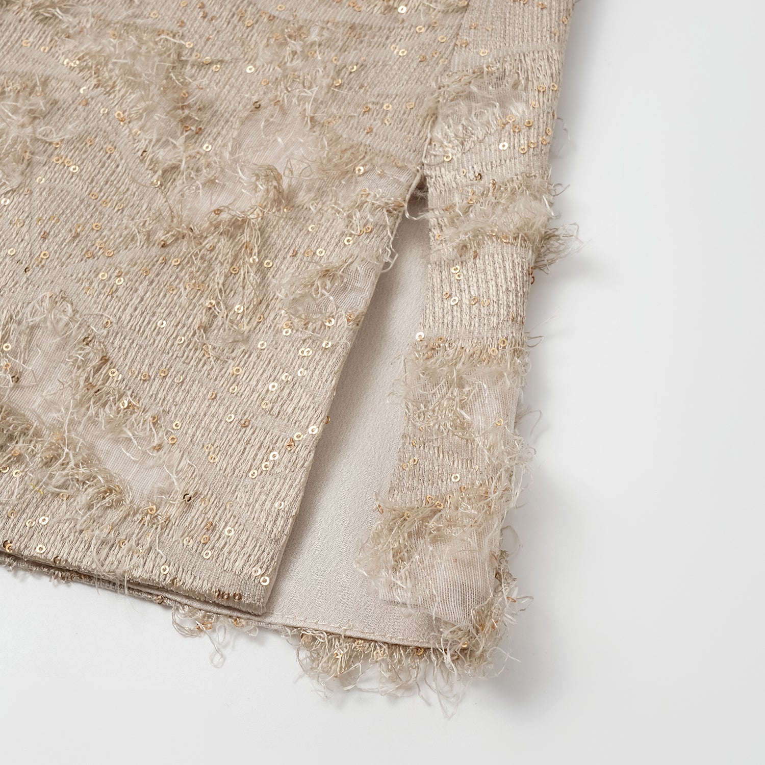 "Imperial Garden Teatime."義大利羽繡流蘇工藝輕國風背心—暮羽