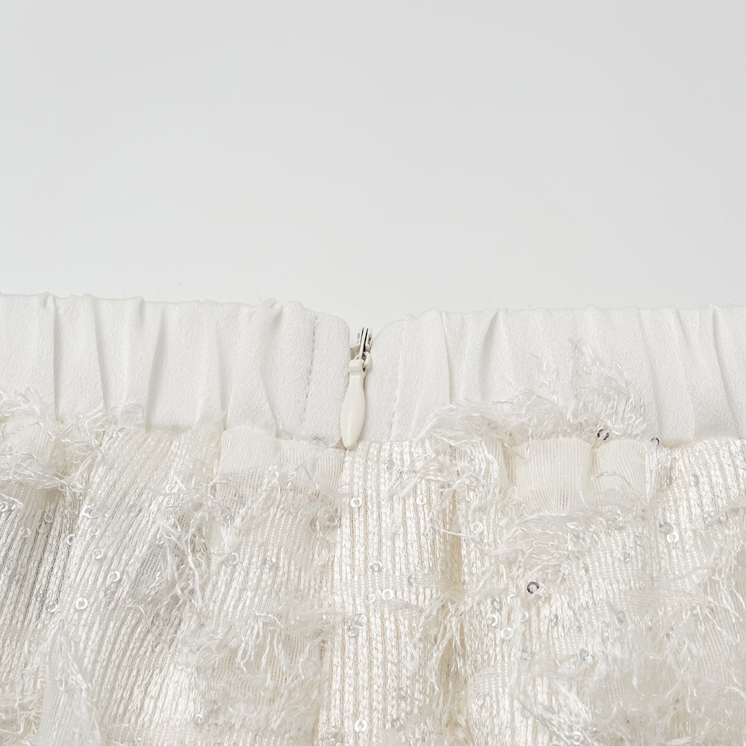 "Imperial Garden Teatime"義大利羽繡流蘇工藝輕國風闊腿長褲—雲羽