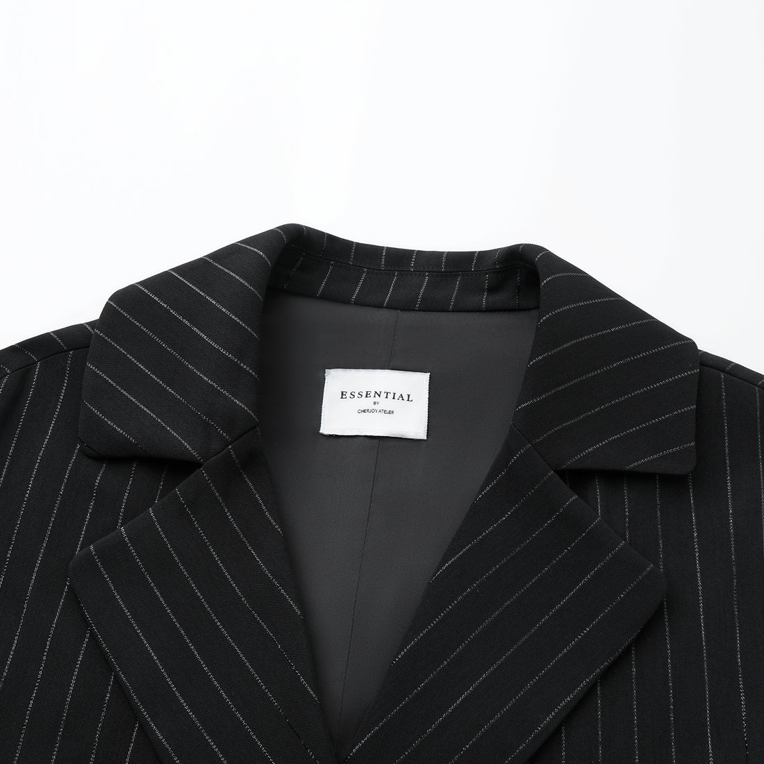 "Speak Sleek." 銀織工藝直條修身西裝外套—Shadow Rhythm沉光輕序