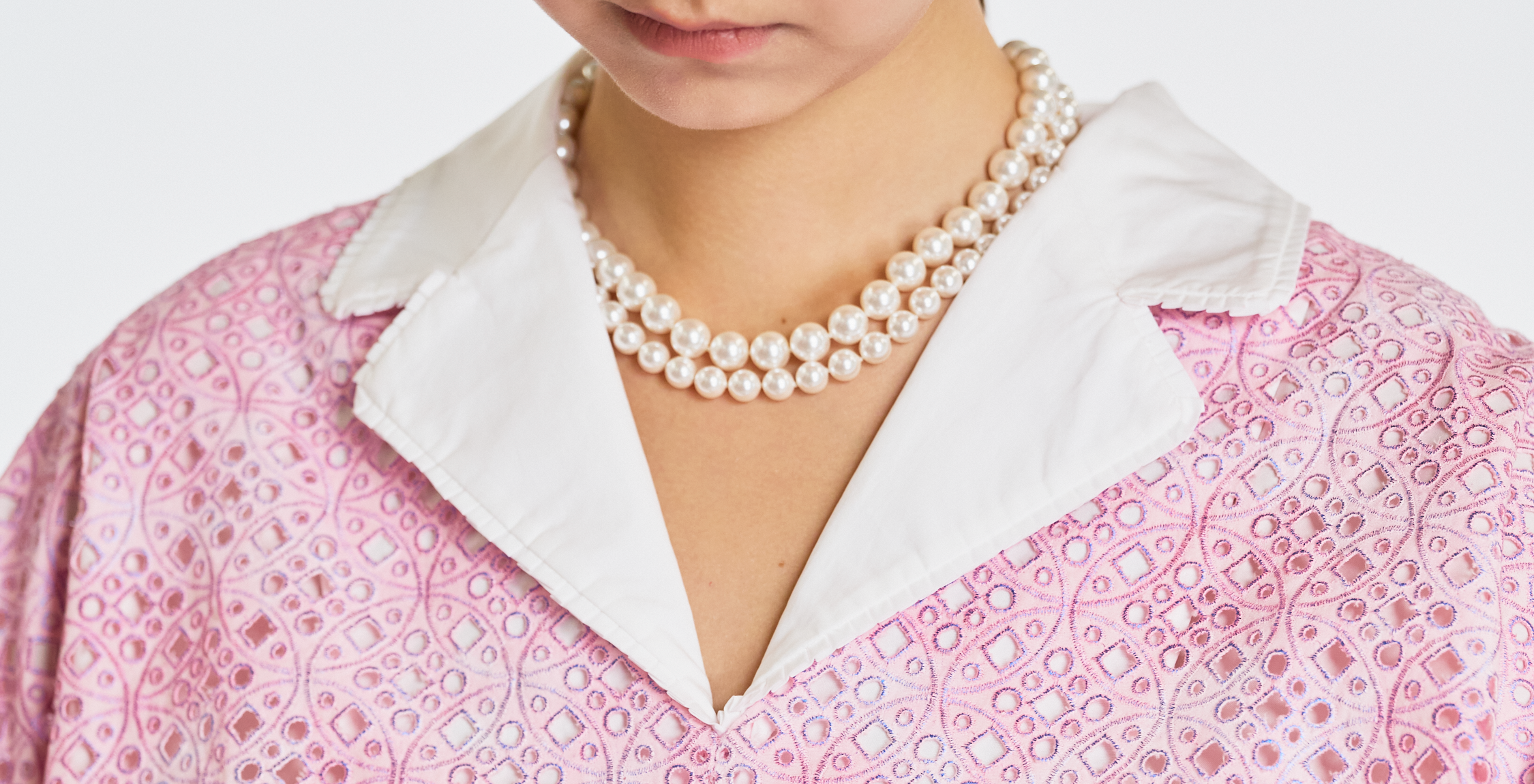 “Weekend at Monaco”義大利幻彩鏤繡工藝 Oversized 襯衫—Rosy Icing 玫粉糖霜