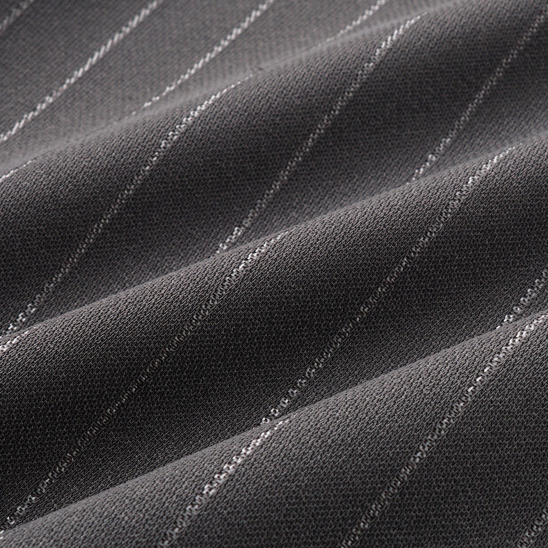 "Speak Sleek." 銀織工藝直條修身西裝外套—Urban Reverie藝境漫游