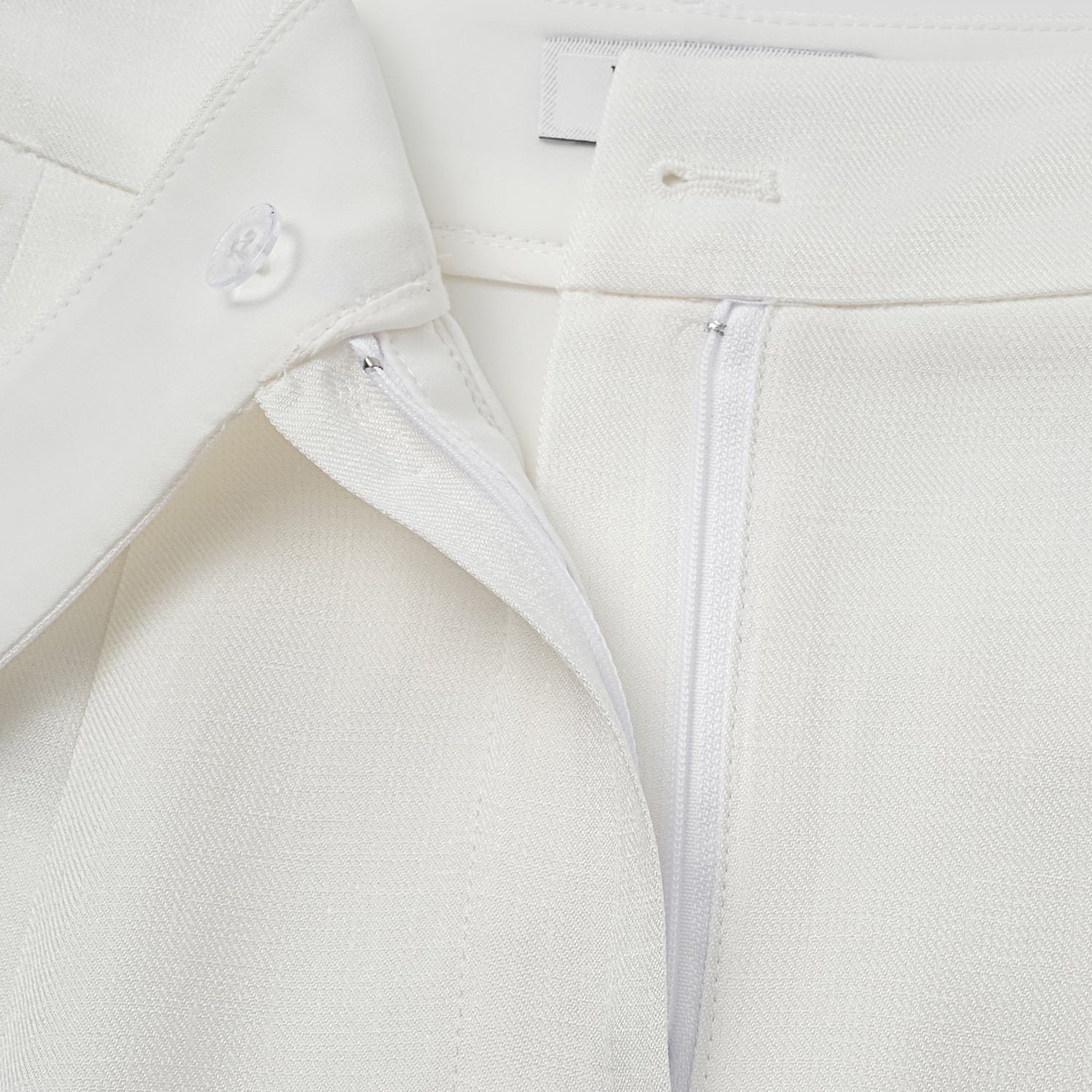 “知性時刻” 特殊絲竹肌理工藝醋酸短褲—晨羽