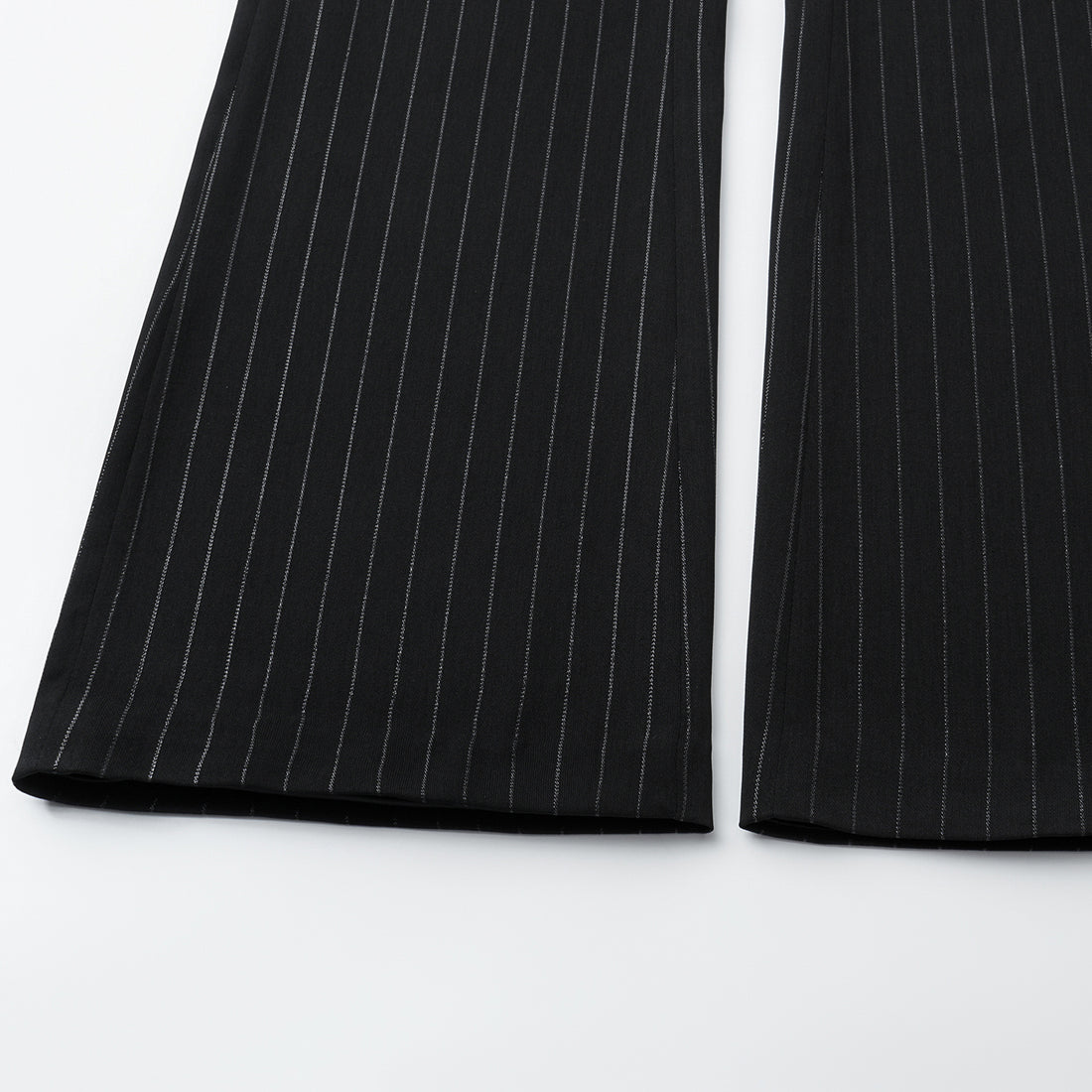 "Speak Sleek." 銀織工藝直條西裝喇叭褲—Shadow Rhythm沉光輕序