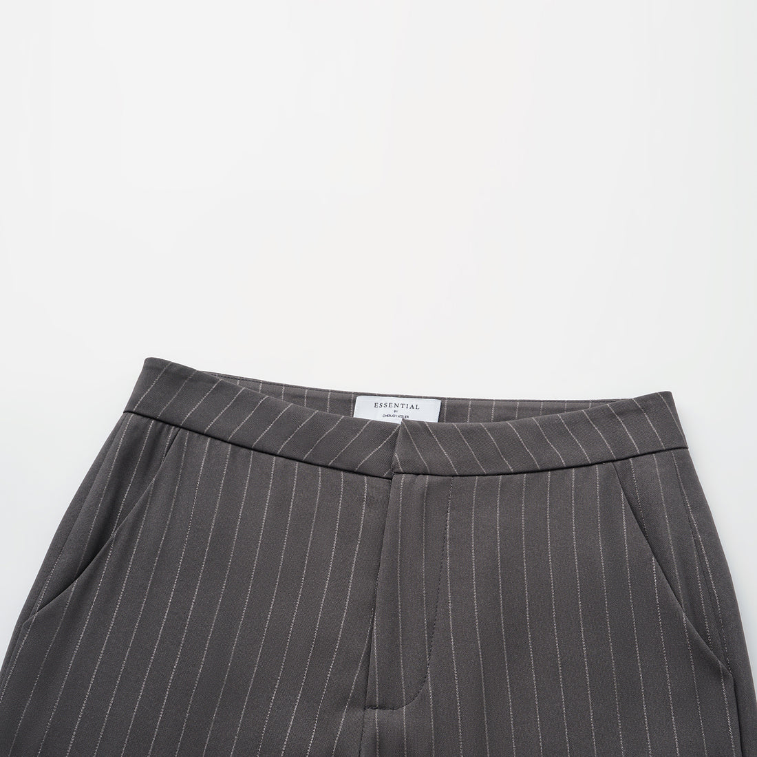 "Speak Sleek." 銀織工藝直條西裝喇叭褲—Urban Reverie藝境漫游