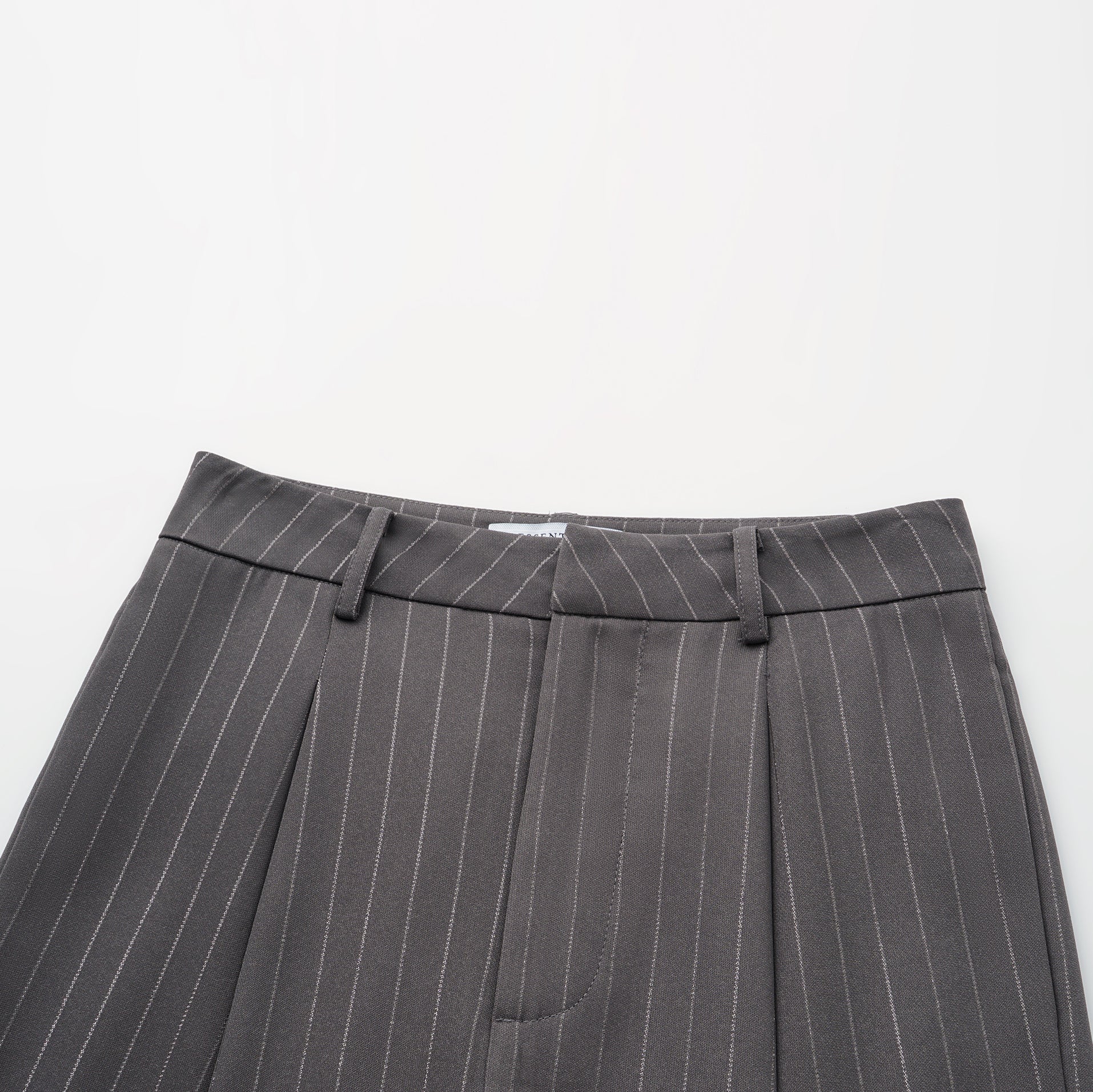 "Speak Sleek." 銀織工藝直條西裝長褲—Urban Reverie藝境漫游