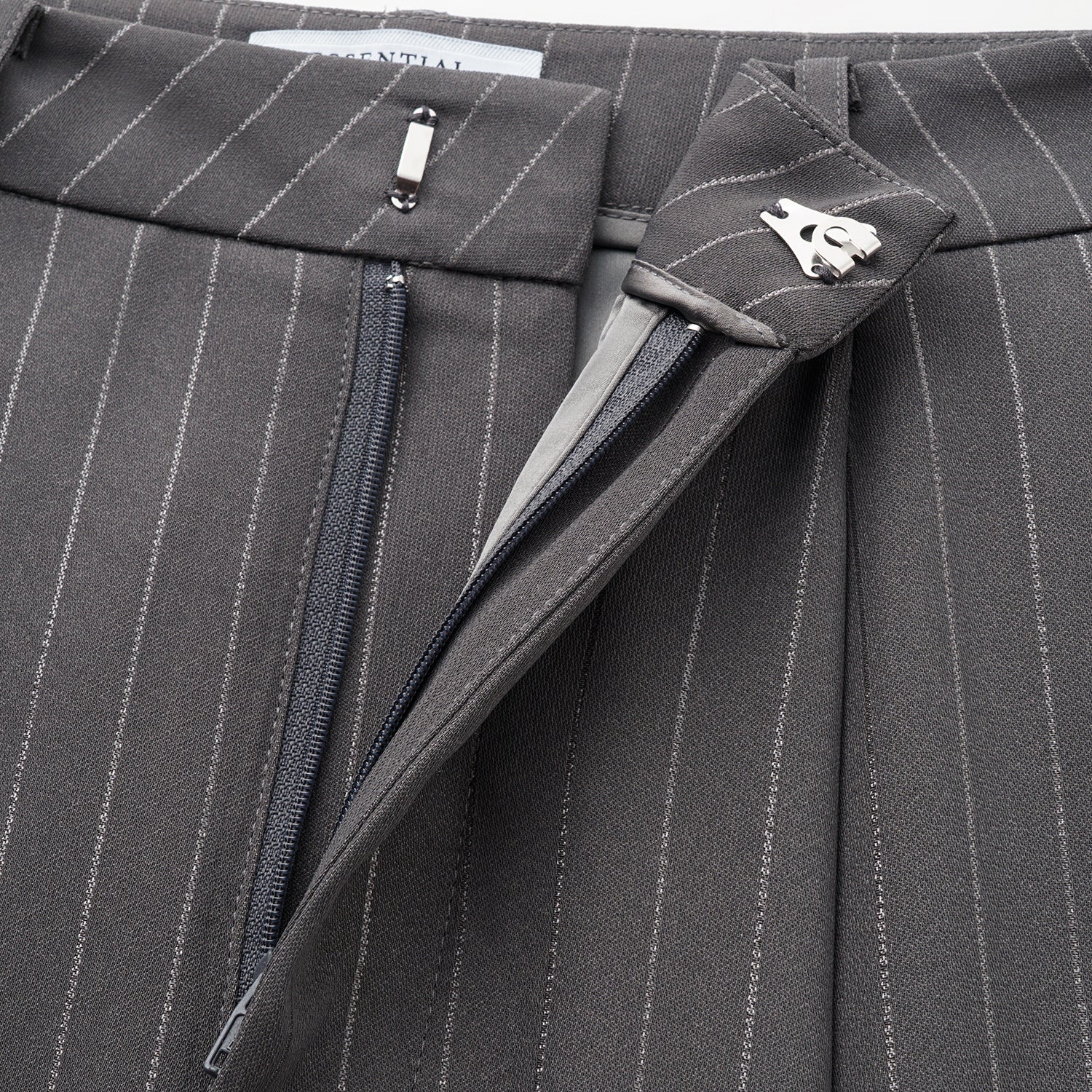 "Speak Sleek." 銀織工藝直條西裝長褲—Urban Reverie藝境漫游