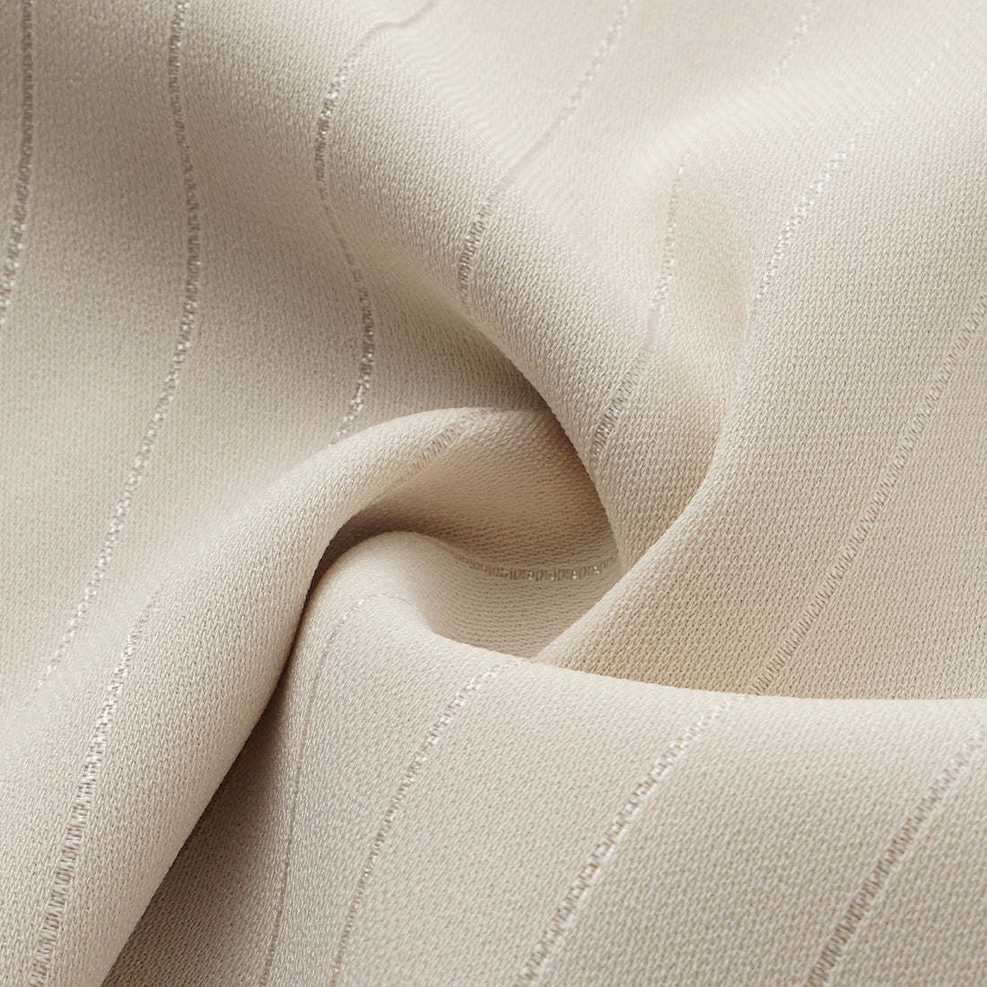 "Speak Sleek." 銀織工藝直條西裝長褲—Drifted Light自由掠影