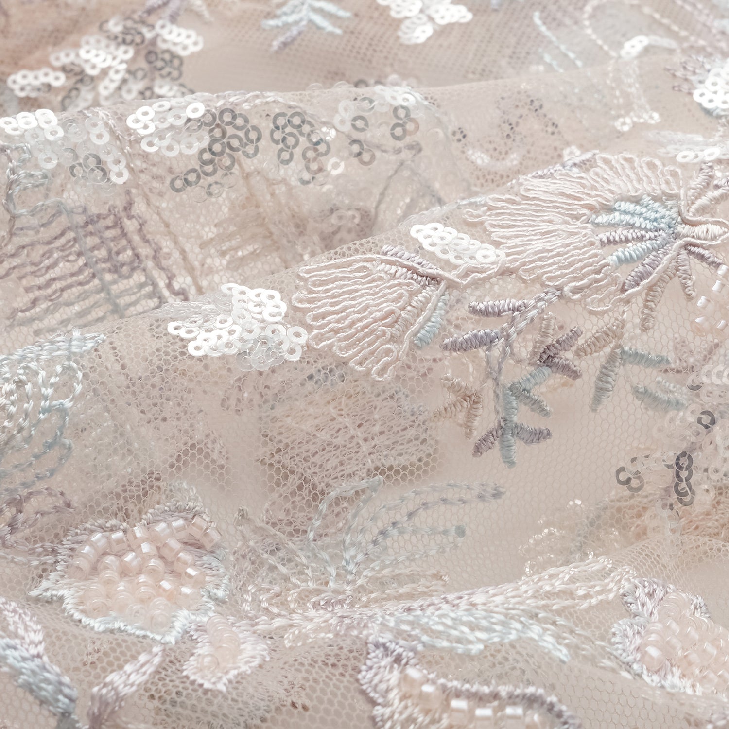 "Imperial Garden Teatime"點景白描奢華珠繡輕國風蕾絲背心—Petal Silhouette花間影