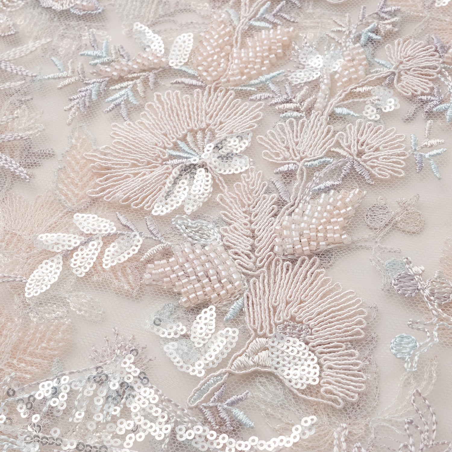 "Imperial Garden Teatime"點景白描奢華珠繡輕國風蕾絲背心—Petal Silhouette花間影