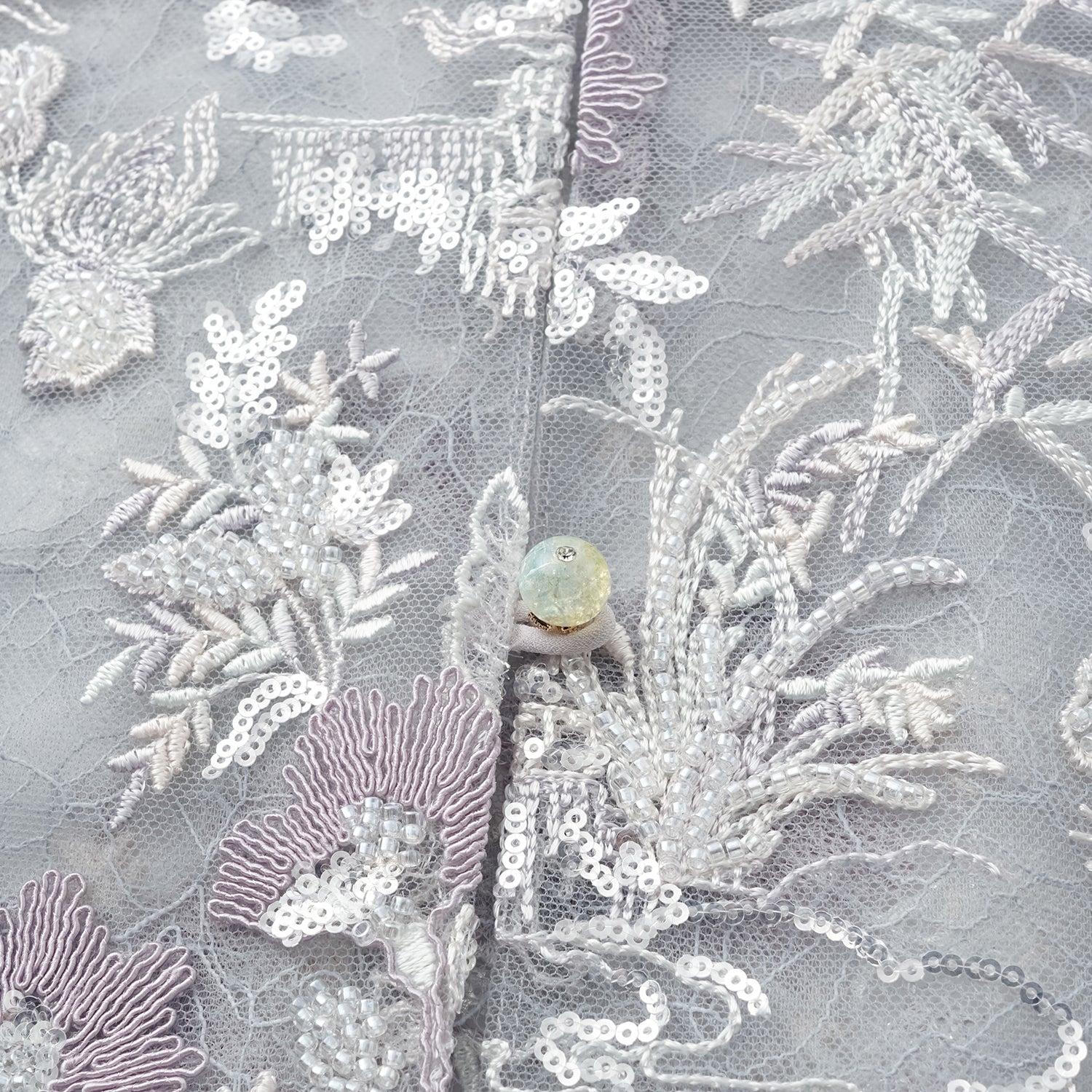 "Imperial Garden Teatime"點景白描奢華珠繡輕國風蕾絲Oversized罩衫—Woven Breeze聽風絮