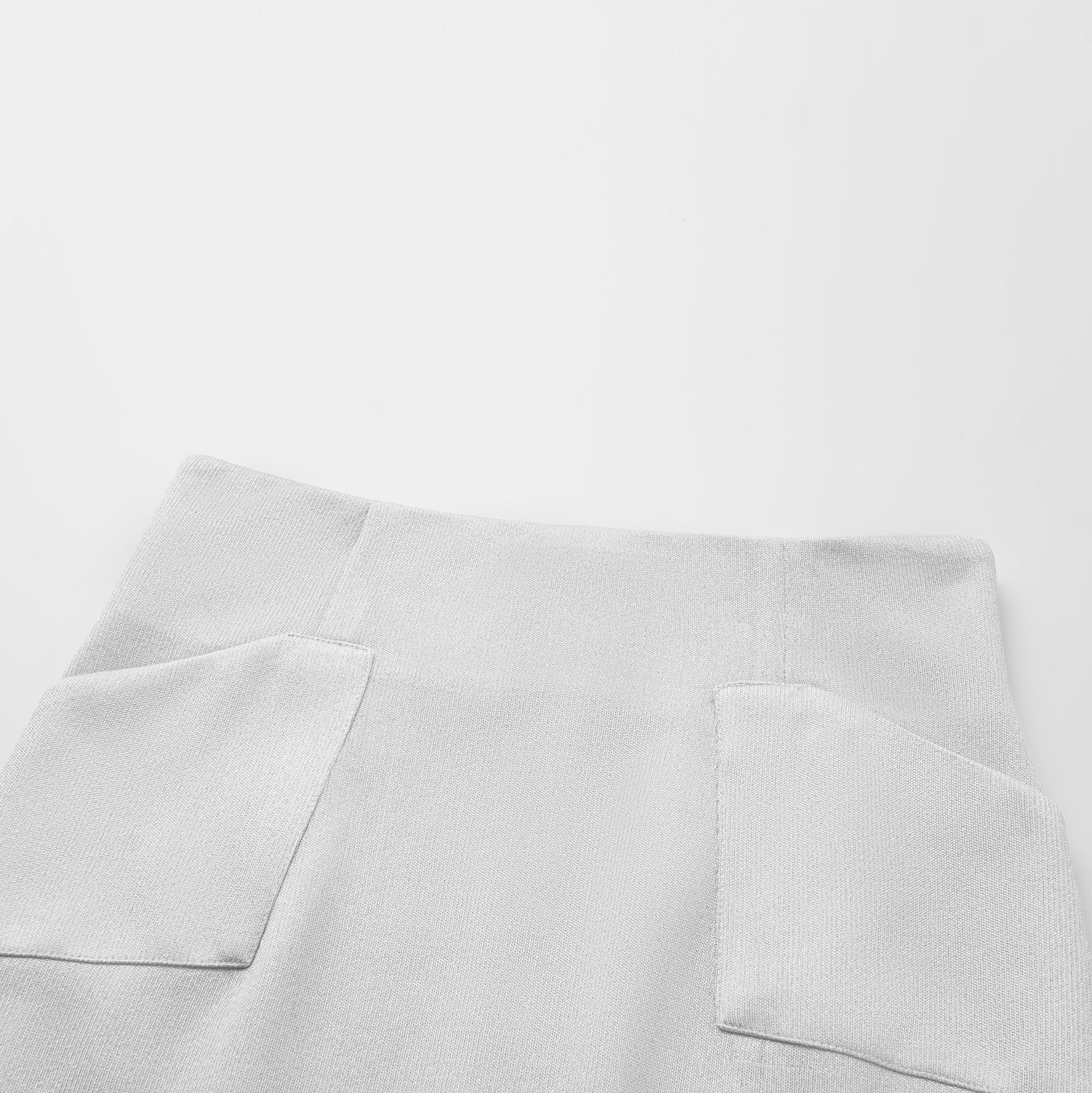 “Easy Go Chic” 醋酸針織面料鉛筆裙 — 銀白