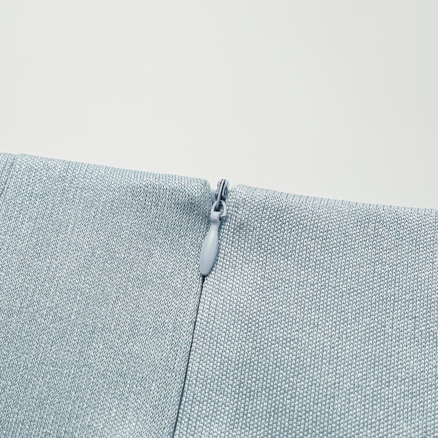 “Easy Go Chic” 醋酸針織面料鉛筆裙 — 淺藍