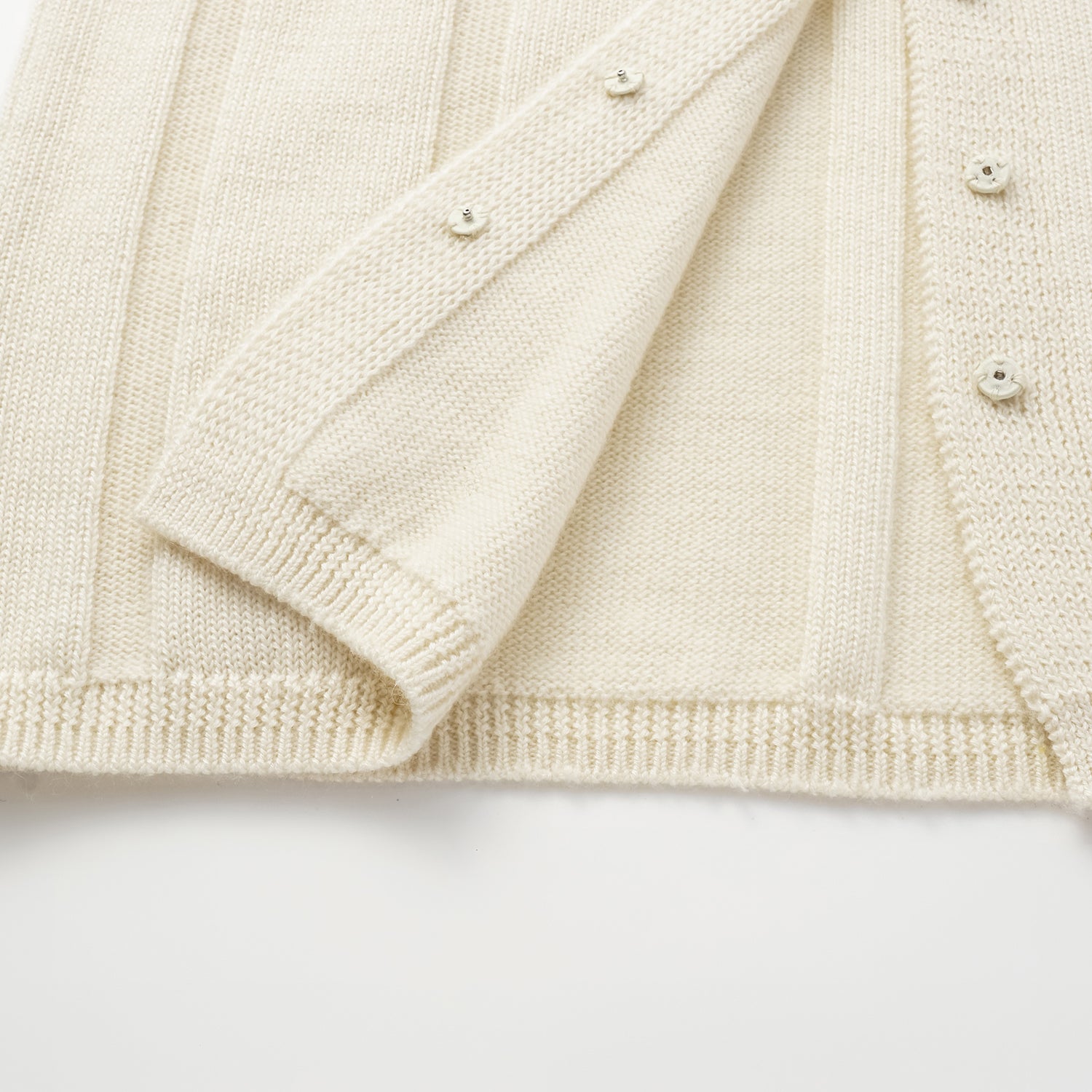 “Autumn Diary” 100%Cashmere V領背心—Milk