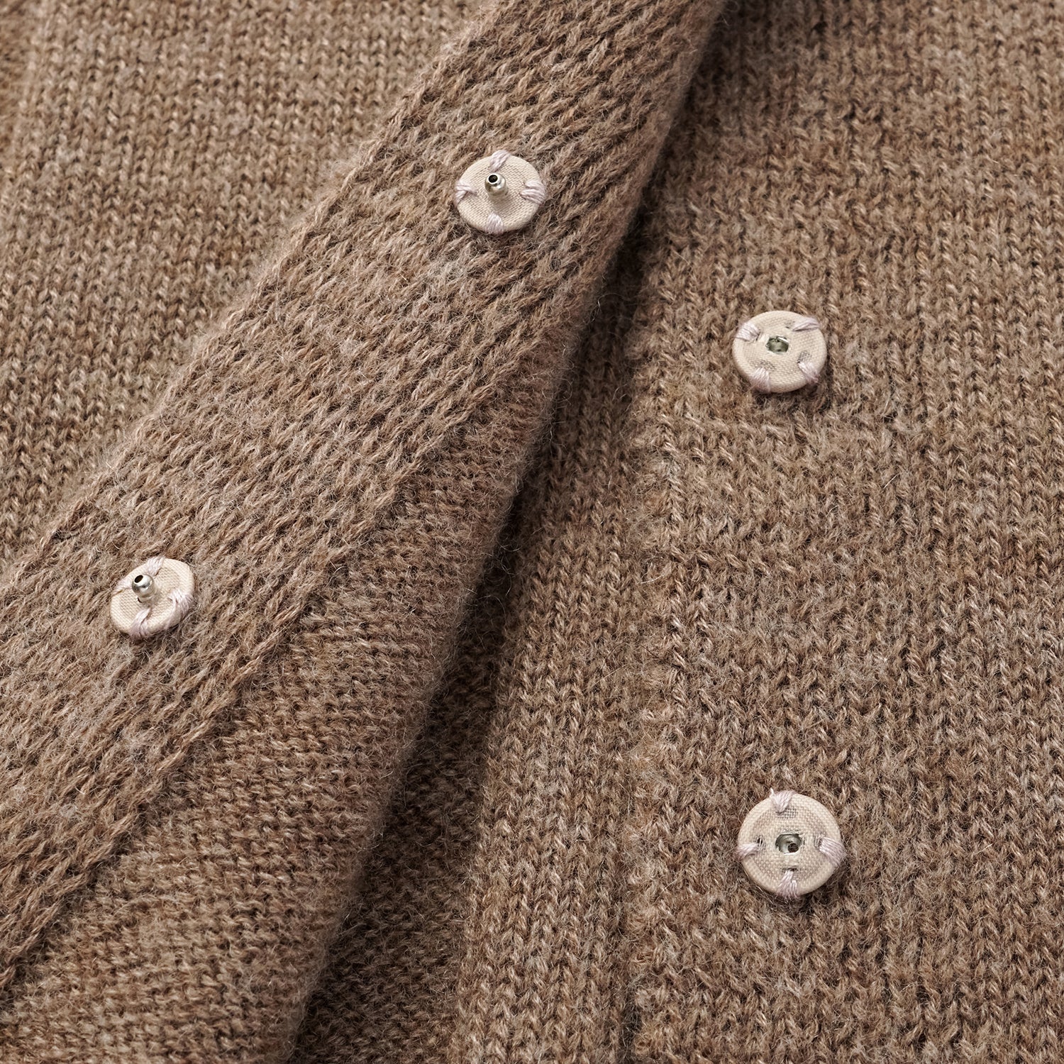 “Autumn Diary” 100%Cashmere V領背心—Earl Gray