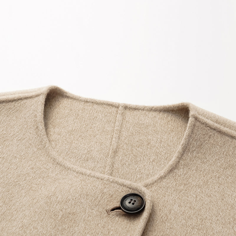 “Winter Diary” 100%Cashmere 雙面長絨工藝圍巾短大衣—燕麥