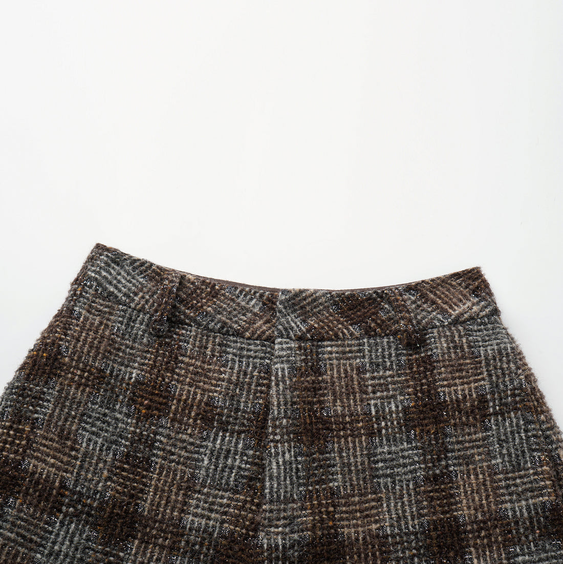 “Weekend At Monaco."絨織格紋細霜織點花呢短褲—Midnight Montmartre午夜蒙馬特