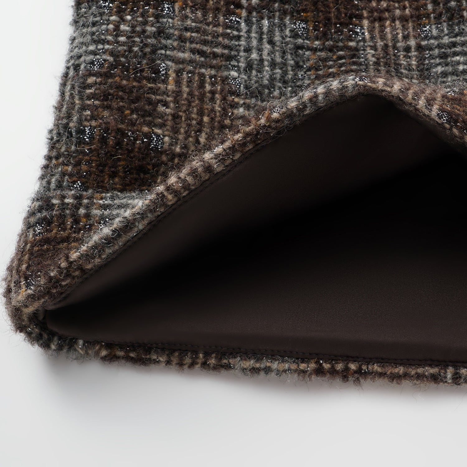 “Weekend At Monaco."絨織格紋細霜織點花呢短褲—Midnight Montmartre午夜蒙馬特