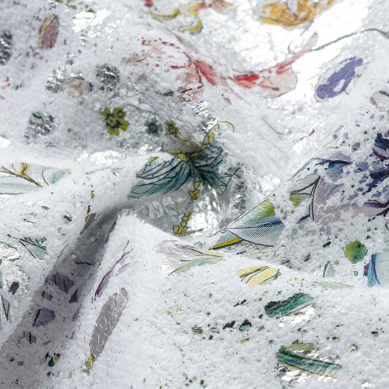 “Imperial Garden Teatime” 義大利銀箔貼花工藝肌理輕國風面料背心—蝶影醺夢