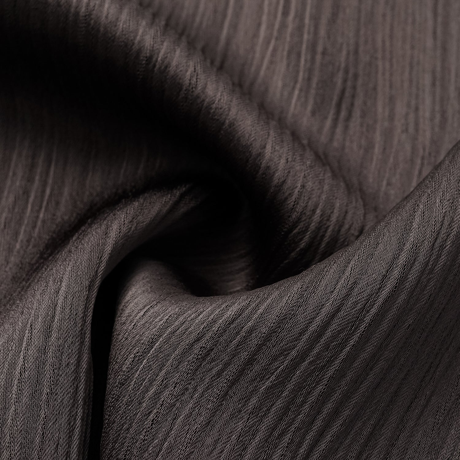 “Easy Go Chic” 韓國壓褶工藝面料鉛筆裙—皮革咖