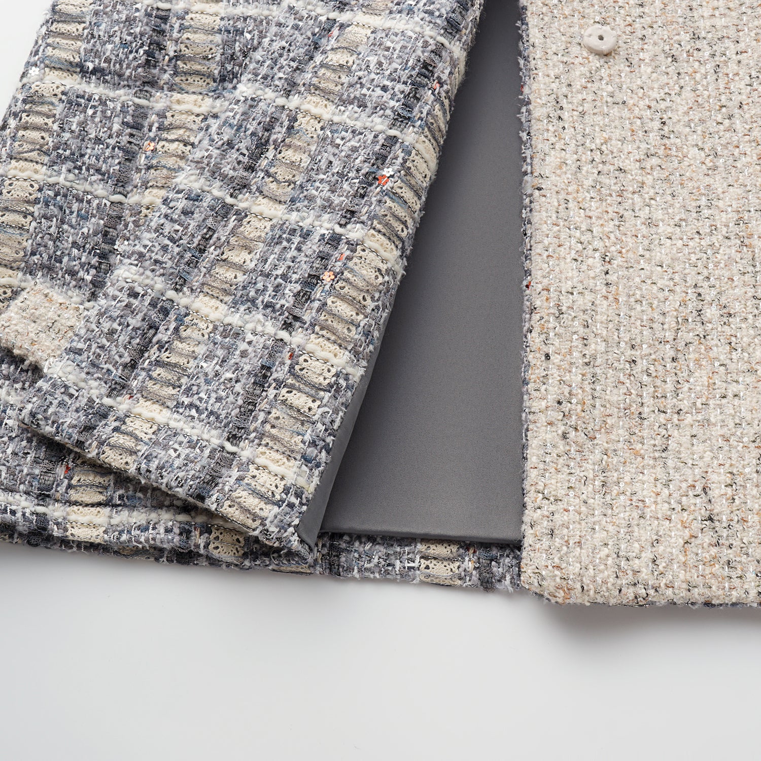 "Oxford Autumn Elegance" 浮織蕾絲高領拼接斜襟花呢背心—Fair Isle Romance費爾島浪漫