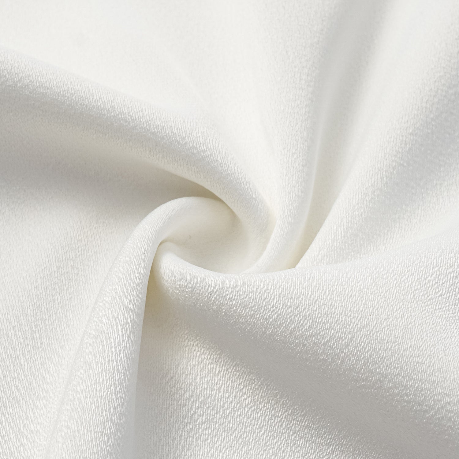 “Autumn Diary ” 珍珠醋酸緞特殊剪裁闊腿長褲 — 白色