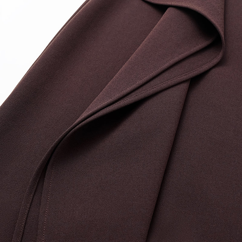 “Daytime Elegance” 肌理醋酸特殊剪裁鉛筆裙—皮革咖