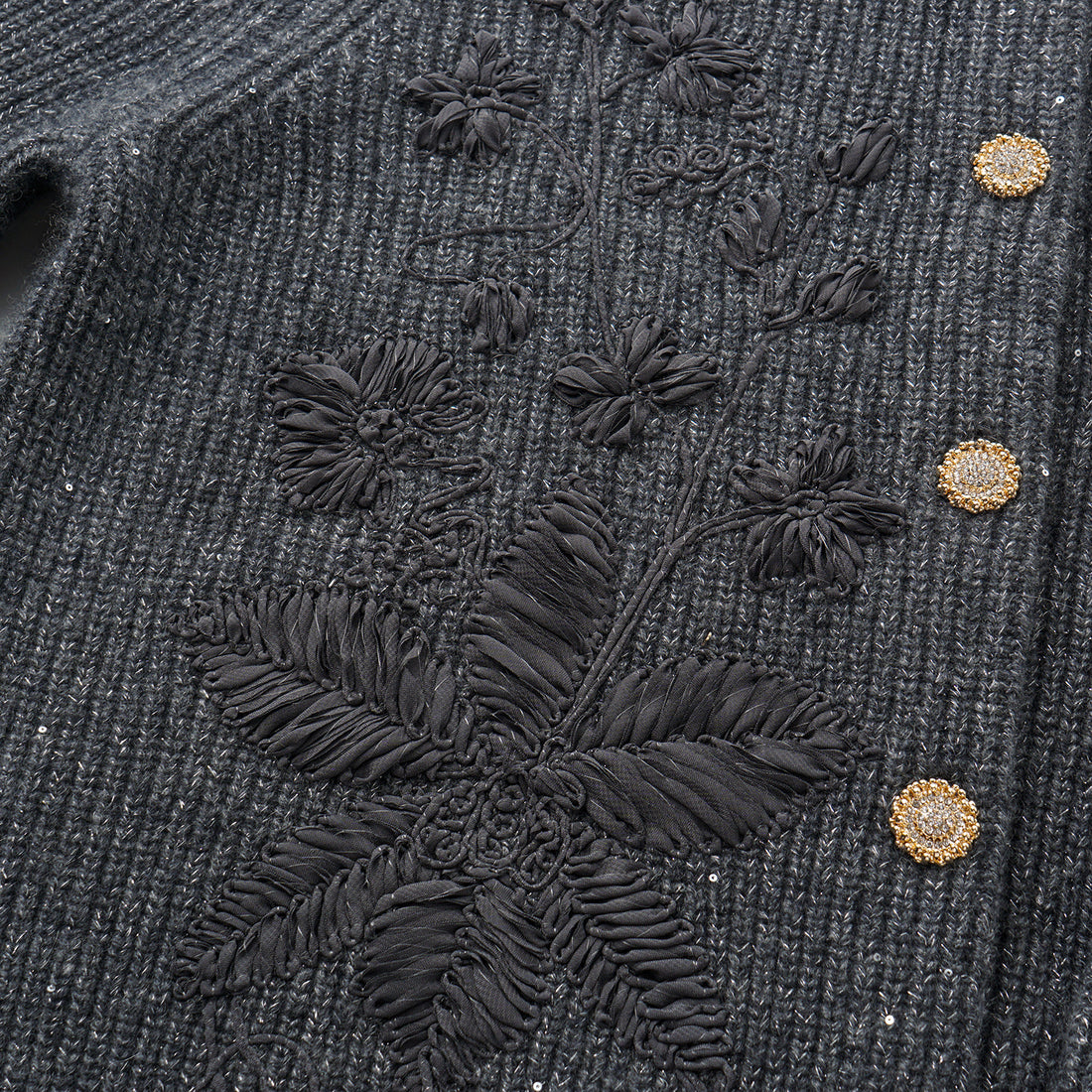 “Winter Diary” 100%Cashmere浮雕緞繡星點針織外套—Cedar Smoke雪松煙衫