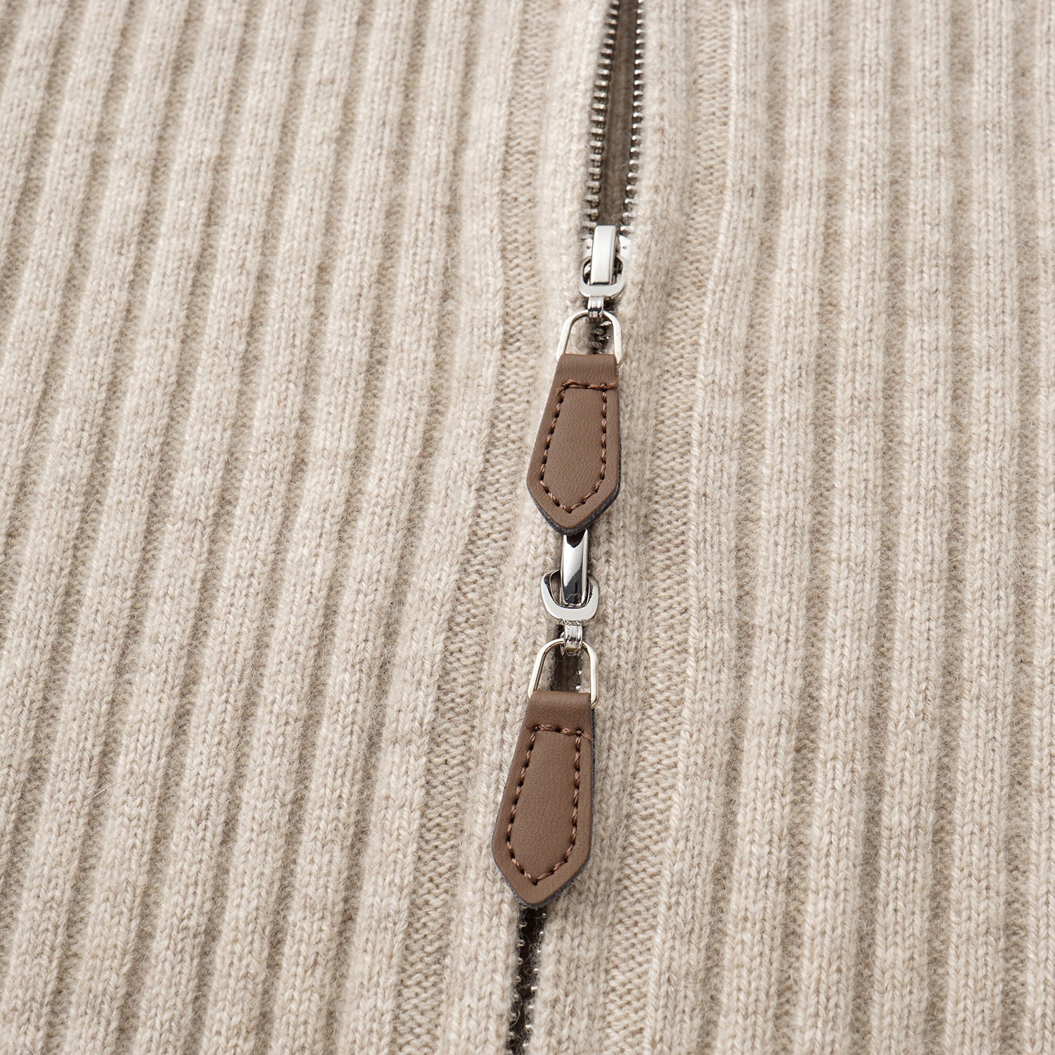 “Winter Diary” 100% Cashmere柔韌羅紋合身立領針織外套—Sunwarmed Hay乾草暖香