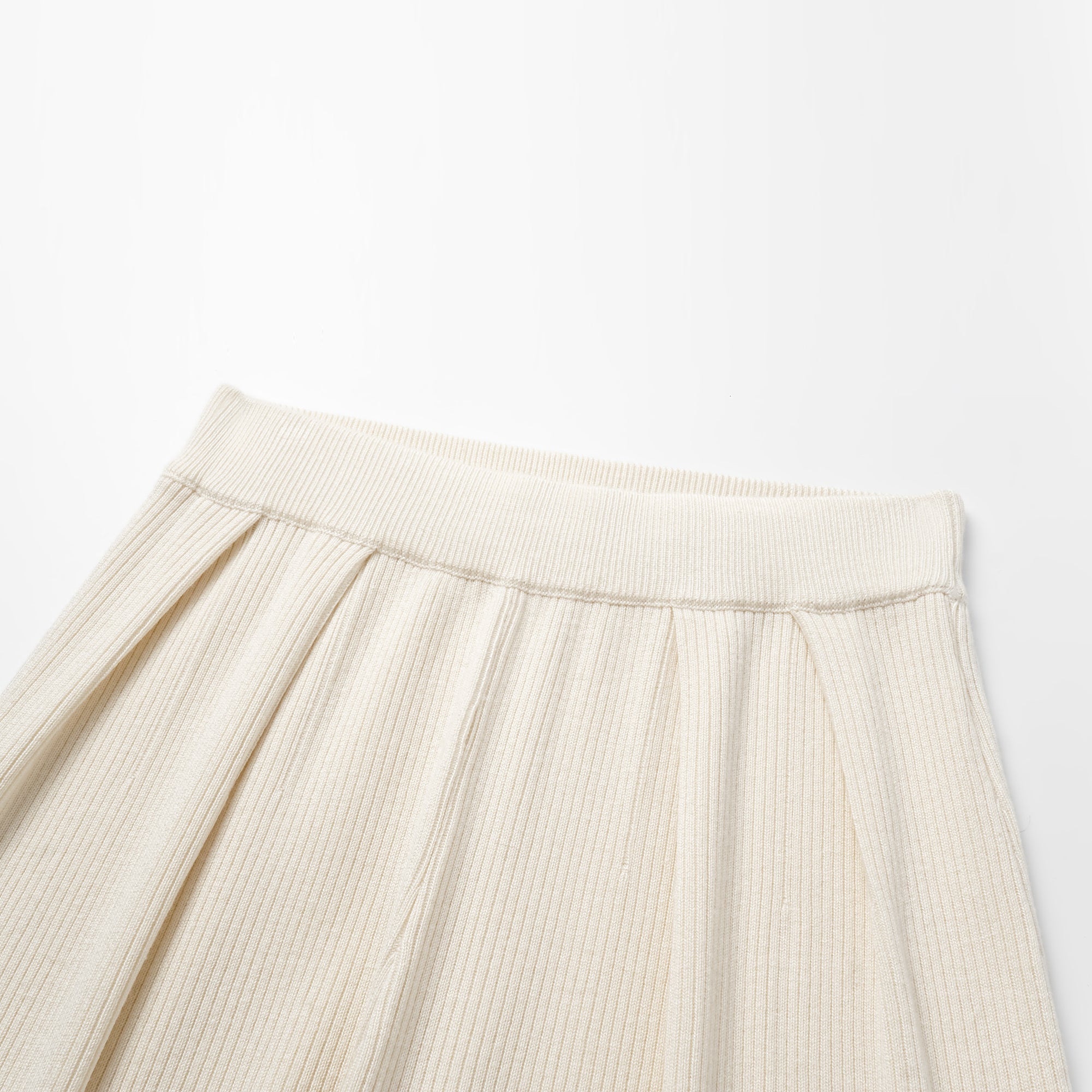 “Spring diary.” Silk Cashmere真絲喀什米爾針織立體打褶闊腿褲—Ivory