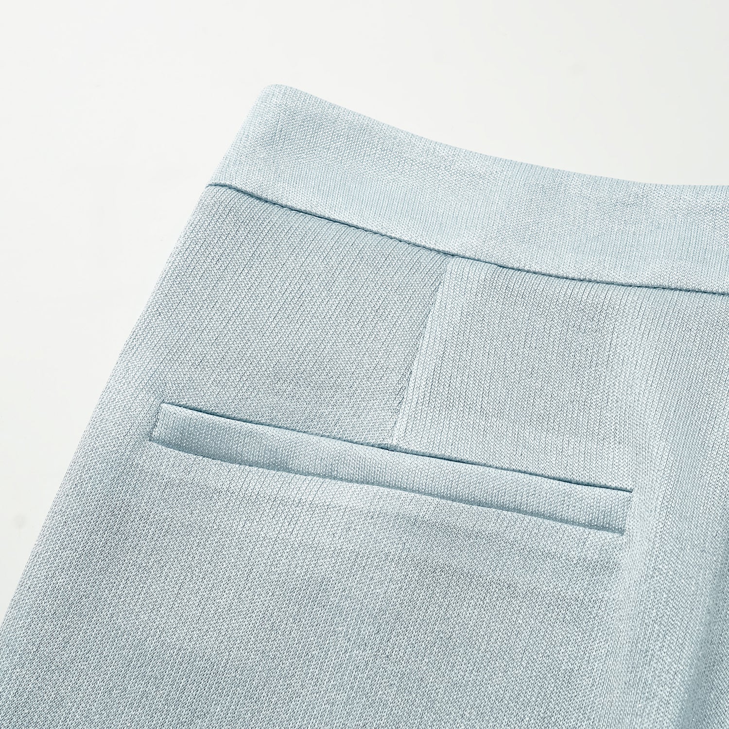 “Easy Go Chic” 醋酸針織面料喇叭褲 — 淺藍