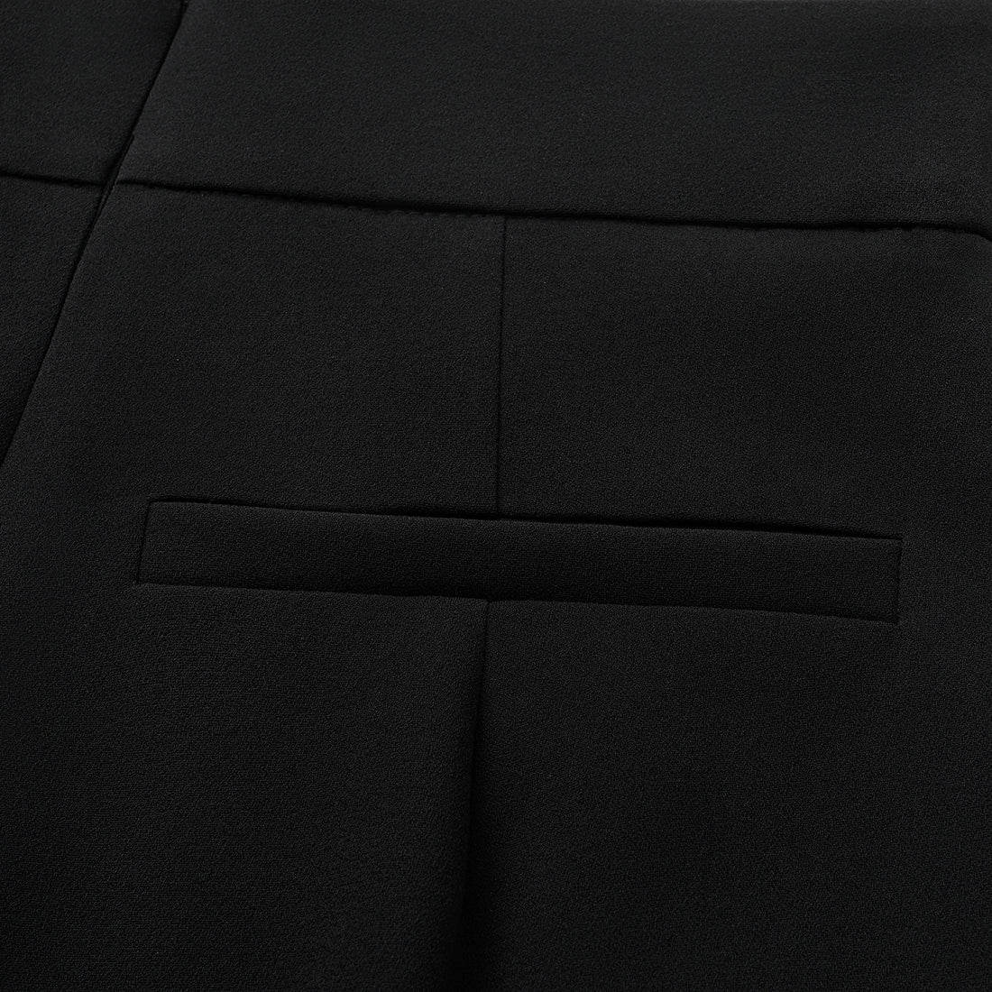 ”The Atelier.” 抗皺肌理醋酸高級訂製軟馬甲工藝高腰九分褲 — 黑