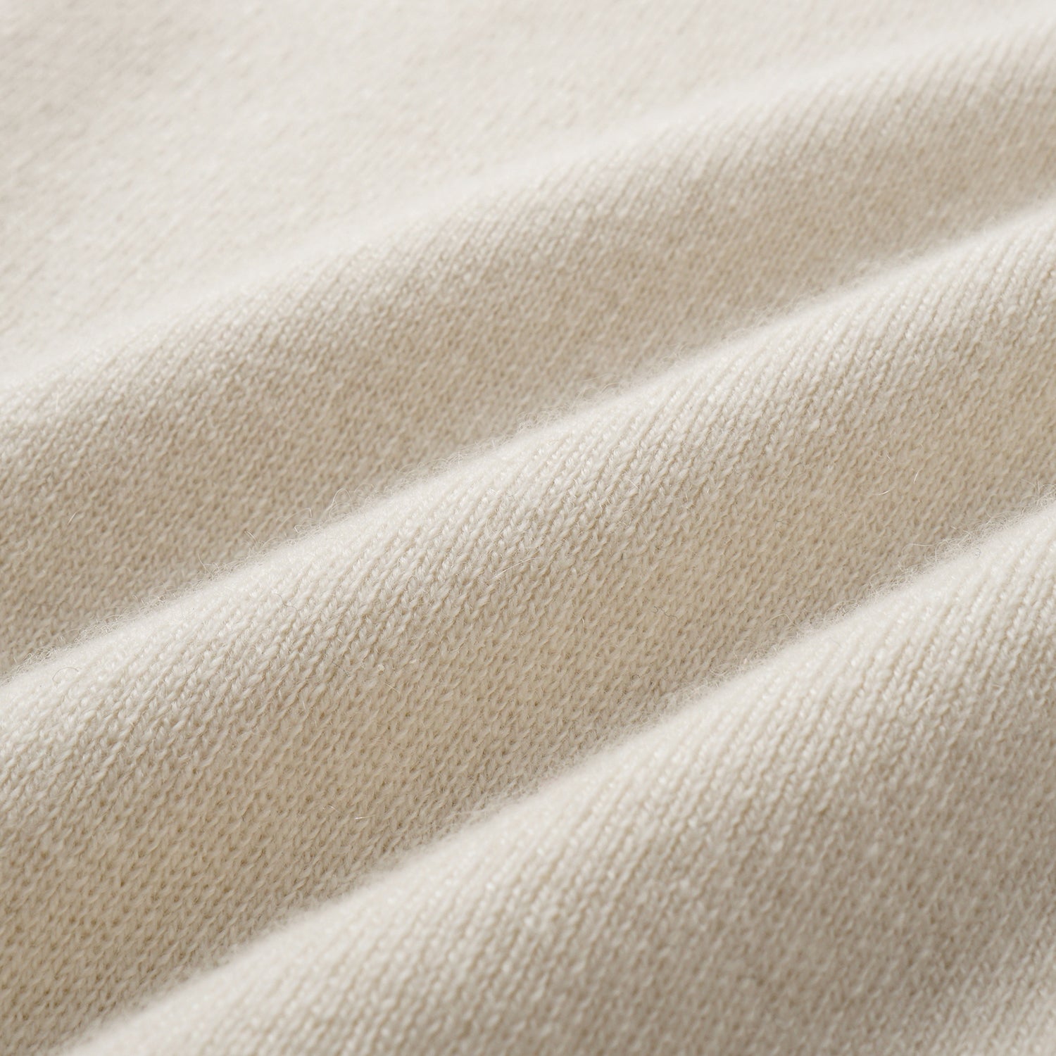 “Winter Diary” 100% Cashmere極細絨柔針織長褲—Softcloud Kiss棉雲之吻