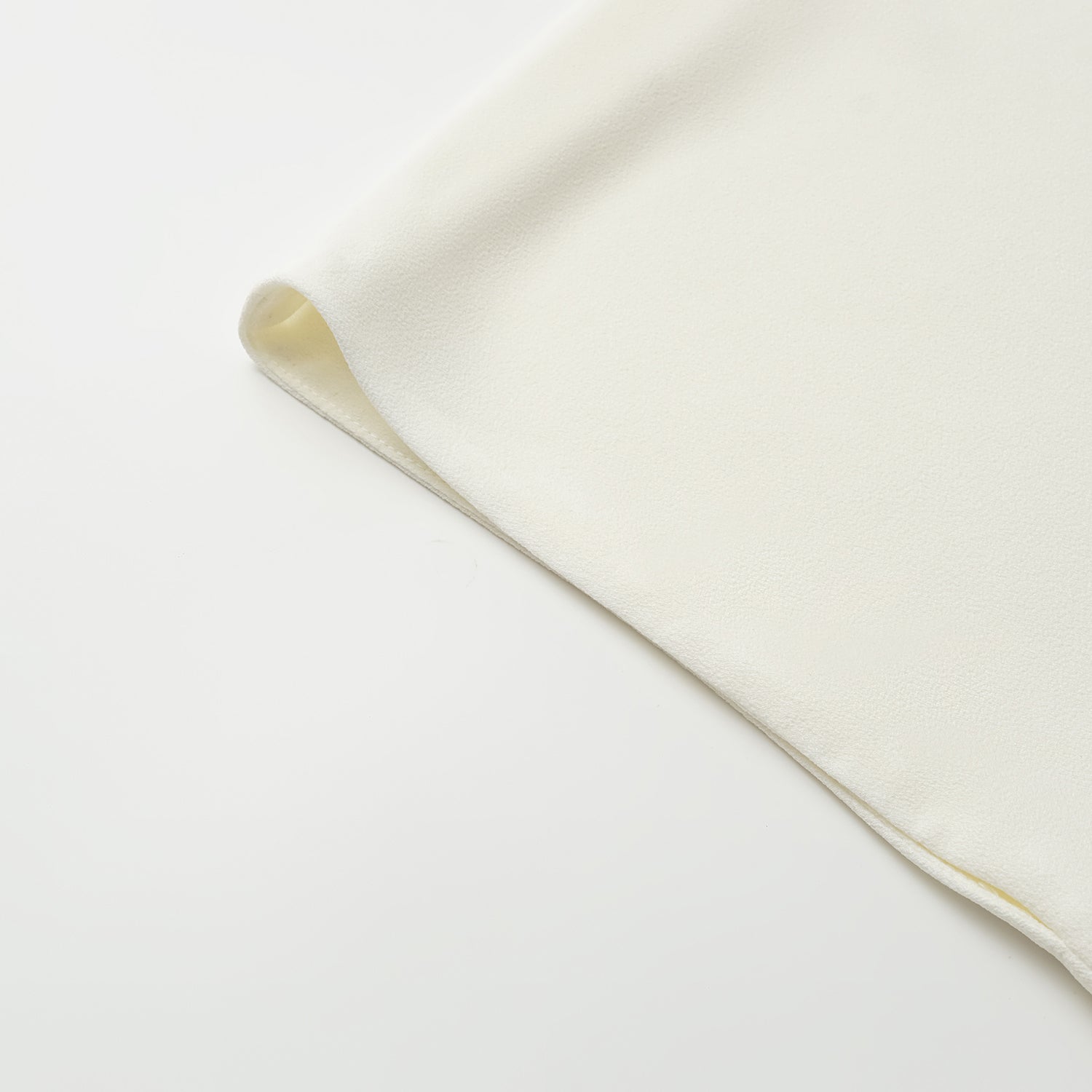 “秋意” 輕國風短袖罩衫 — 白