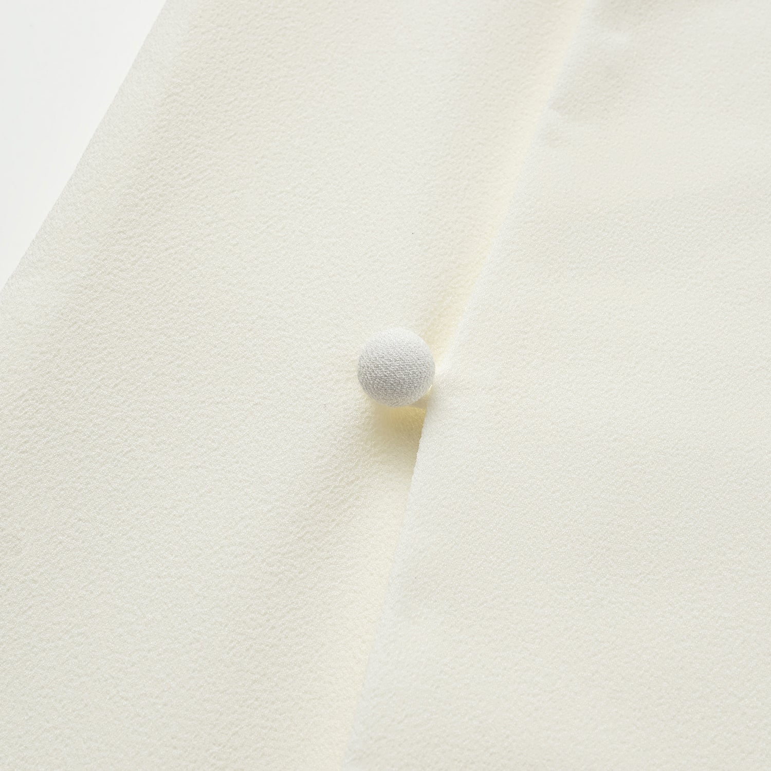 “秋意” 輕國風短袖罩衫 — 白